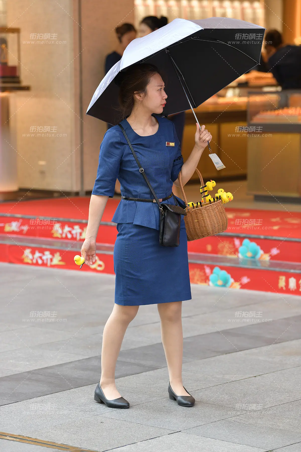 25525-9=53 金店职员 [53P-1.26GB]
