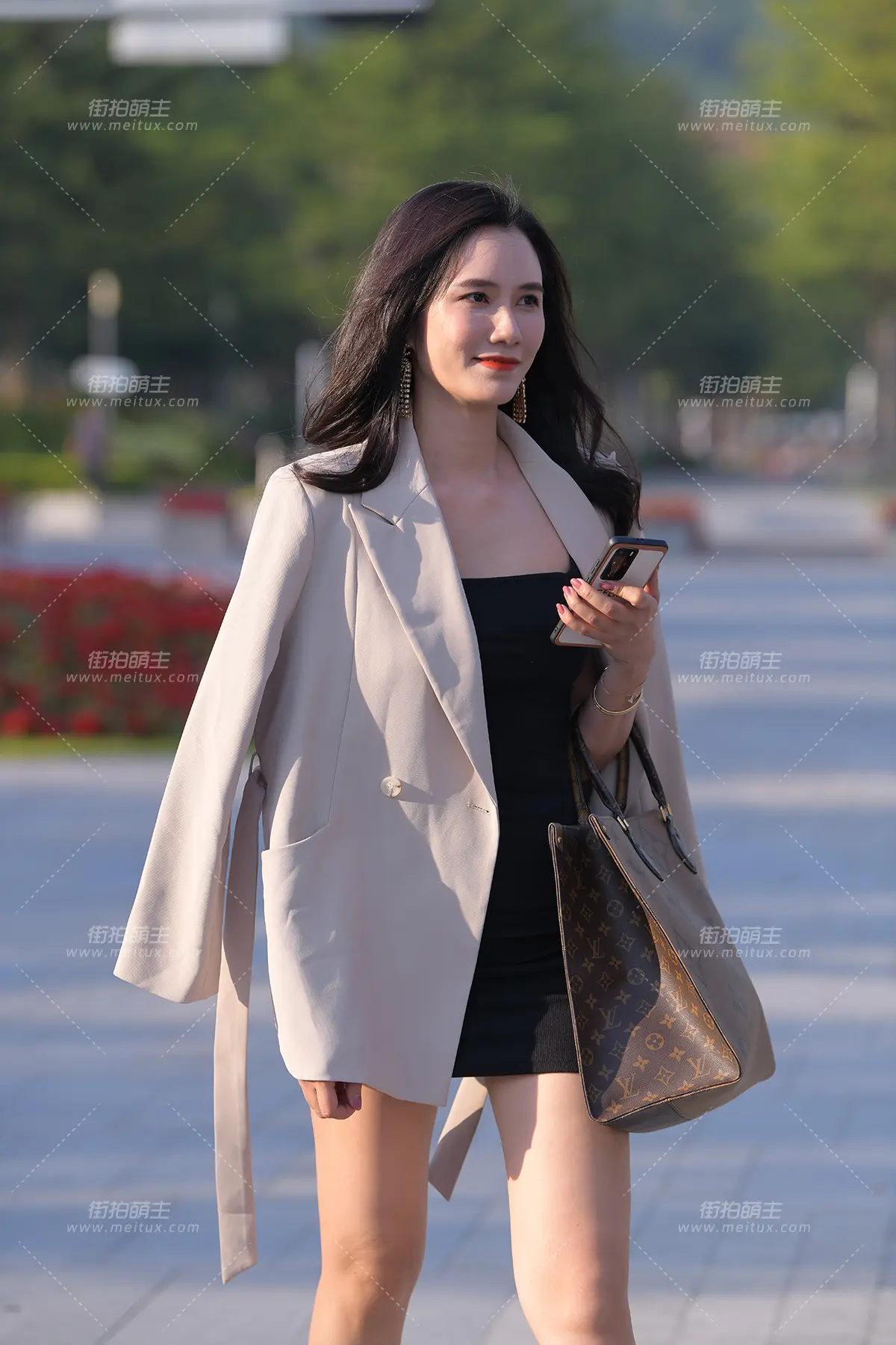 201026-2+55 有钱人的老婆 [55P-1.18GB]