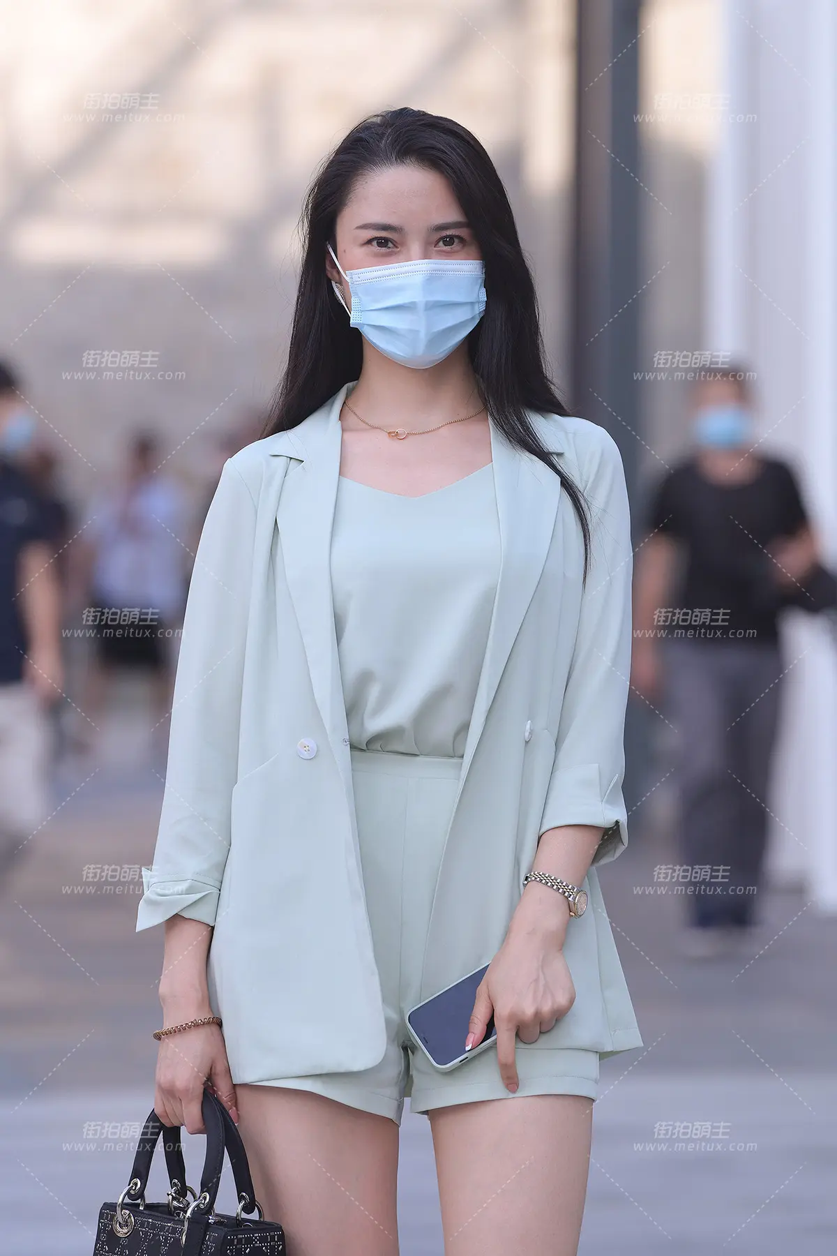 2189-4+182 靓丽端庄气质轻熟女 [182P1V-4.86GB]