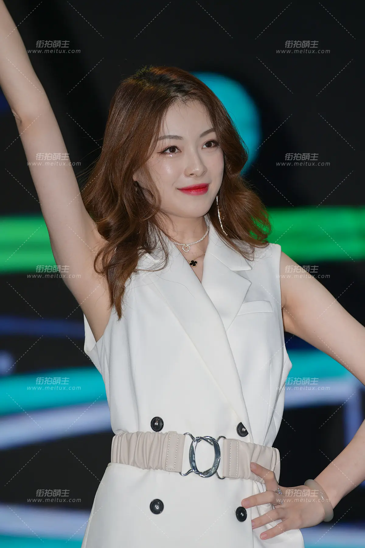 20731-7+33 [33P-397MB]