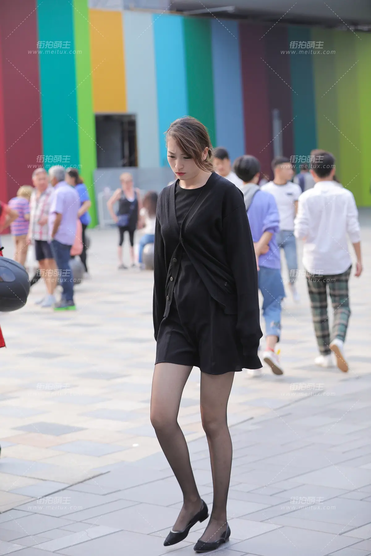 8911-6+24 长腿黑丝 [24P-180MB]