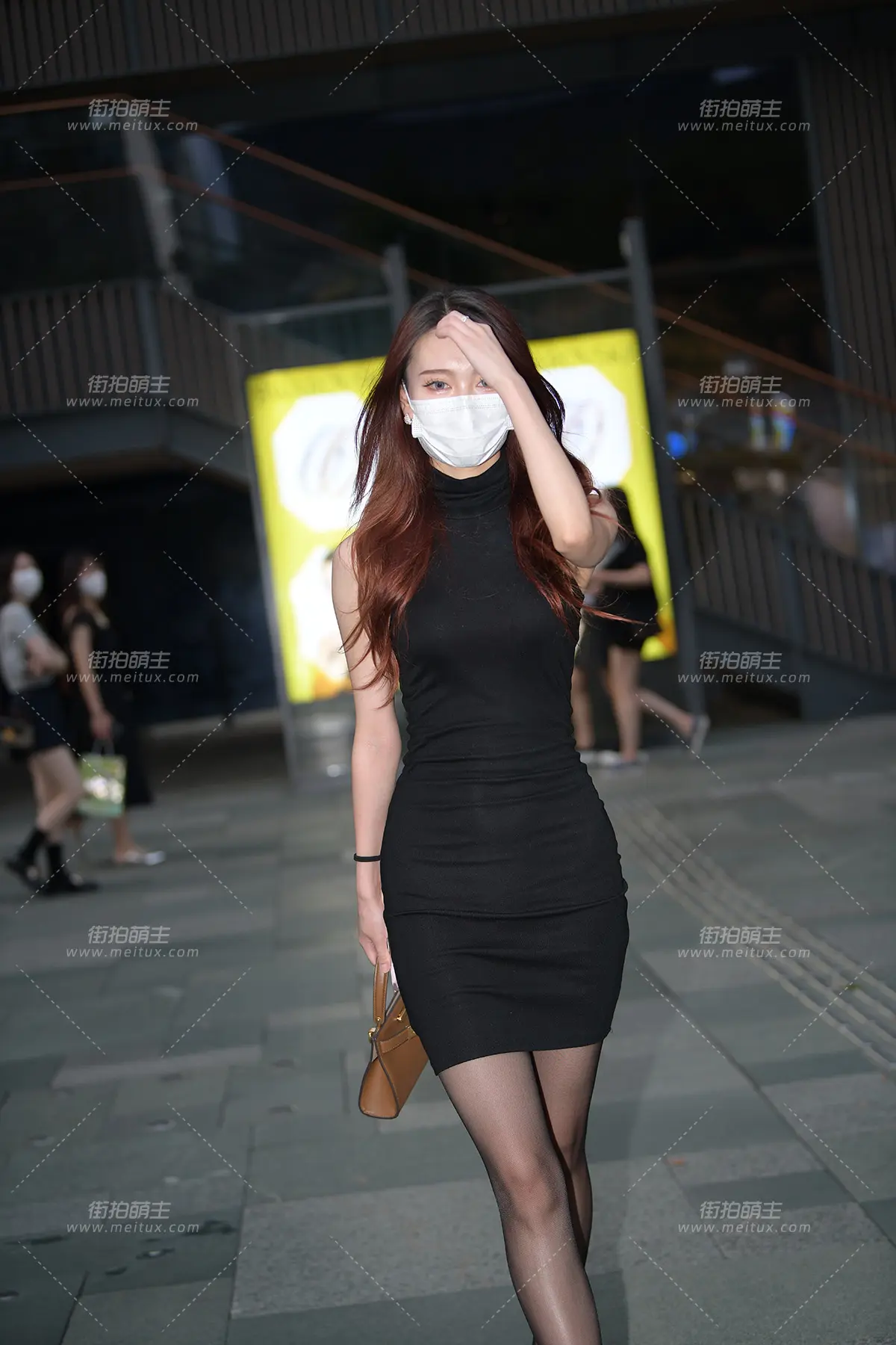 22814-2+127 黑丝 [127P-2.66GB]