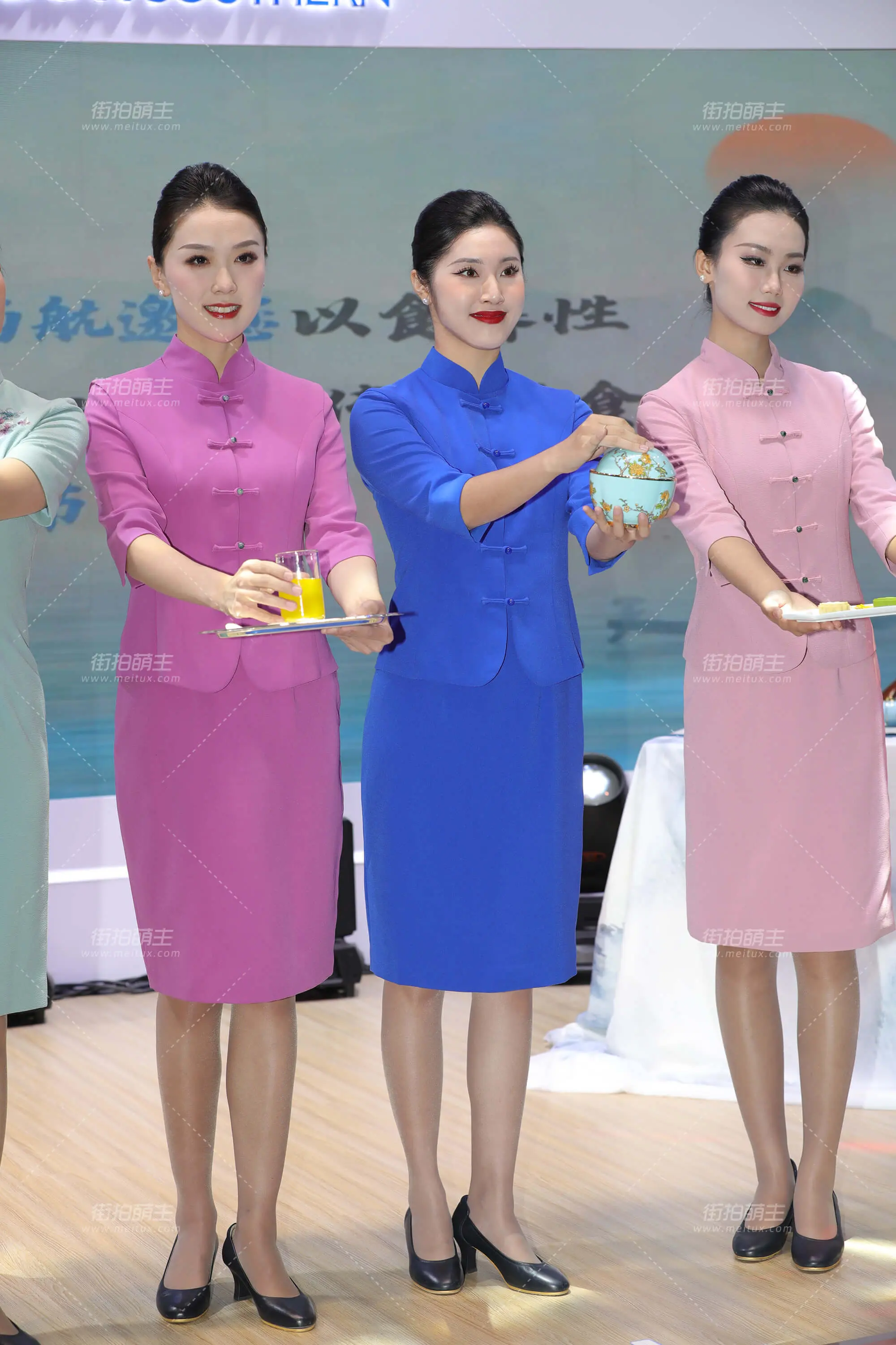 专机空姐旗袍职业装 [60P-650MB]