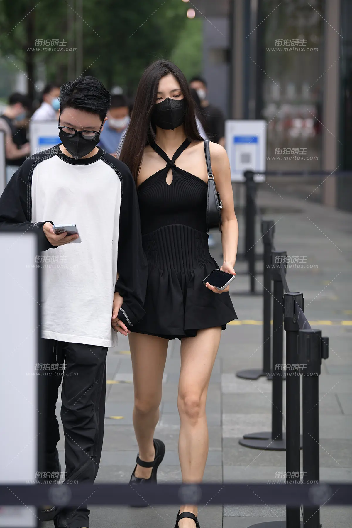 2269-17+66 小吊带女友 [66P-1.44GB]