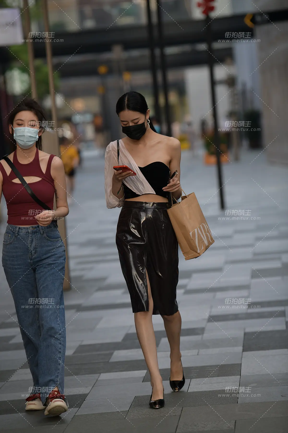 2282-1+145 高挑靓丽少妇 [144P-3.24GB]