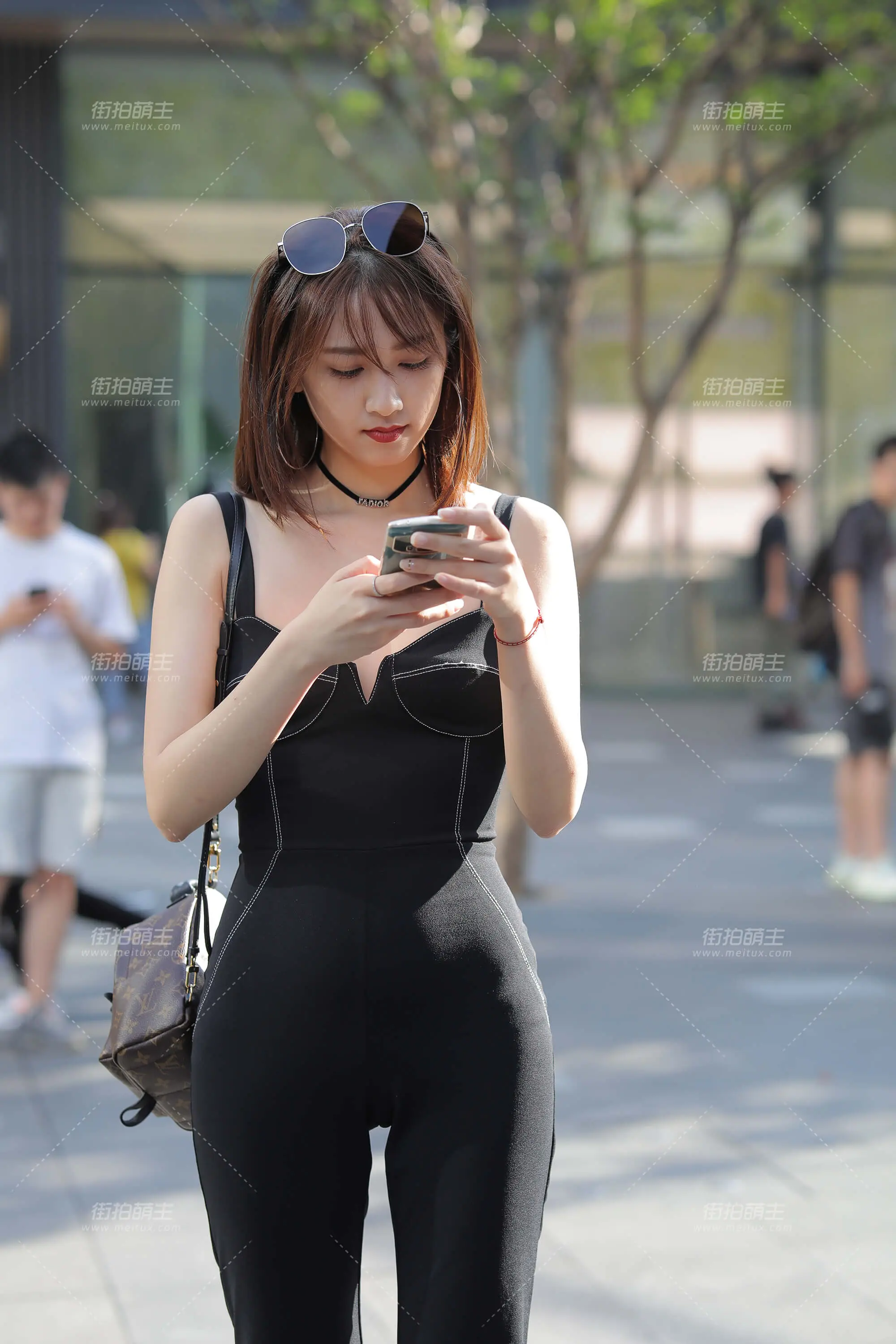 190705-61 性格极好的高挑美女 [61P1V-698MB]