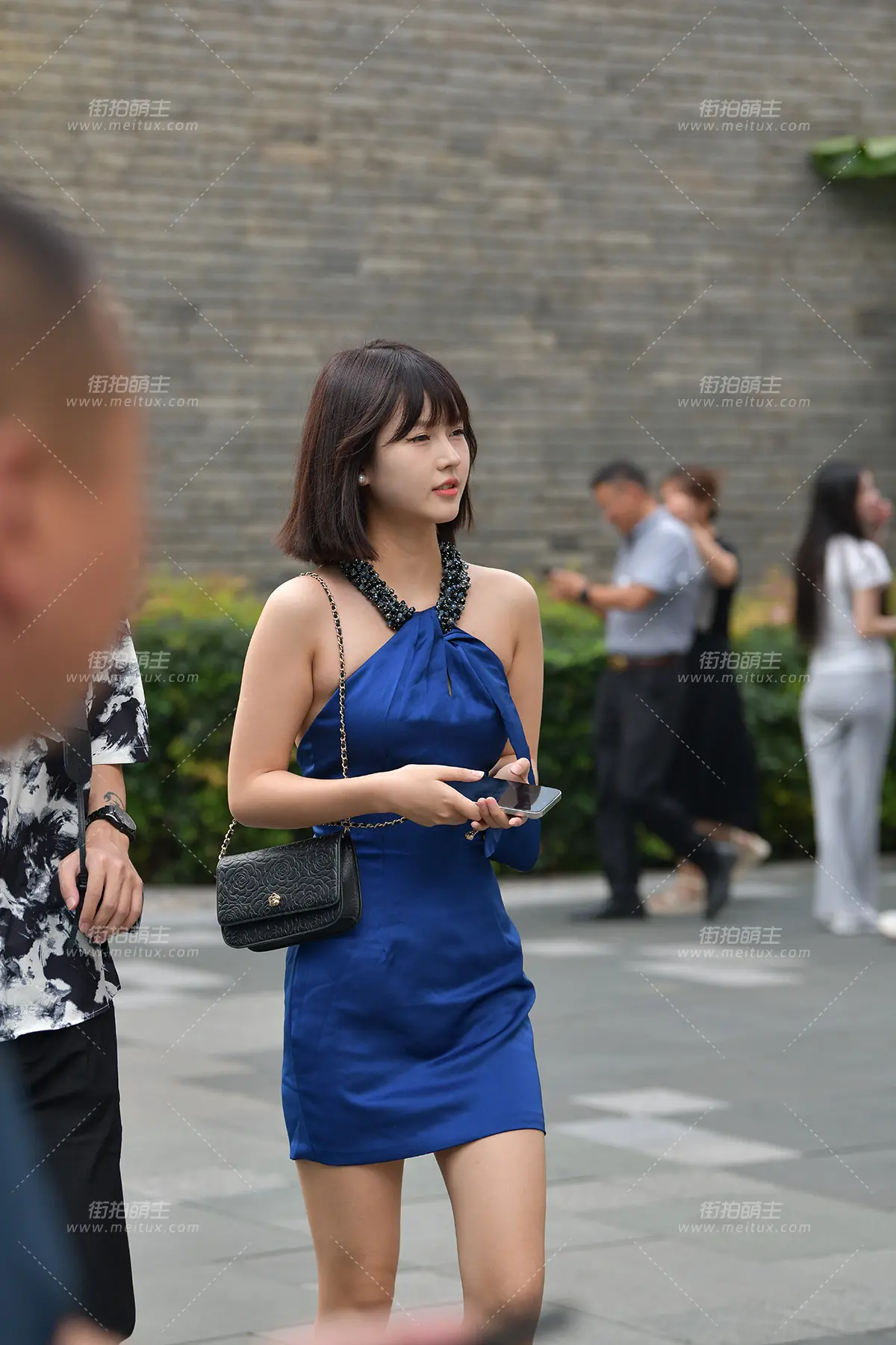 25426-7=42 大露背，凉拖小姐姐 [42P-0.98GB]