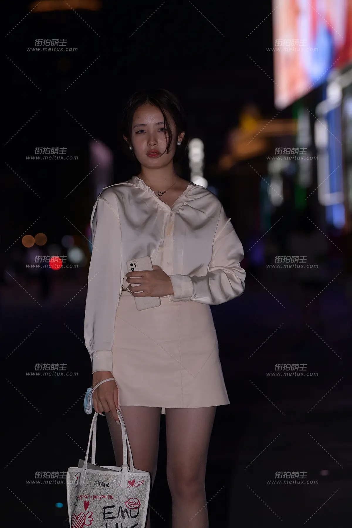 2189-12+161 搭讪可爱微胖丝袜女孩 [161P4V-4.84GB]