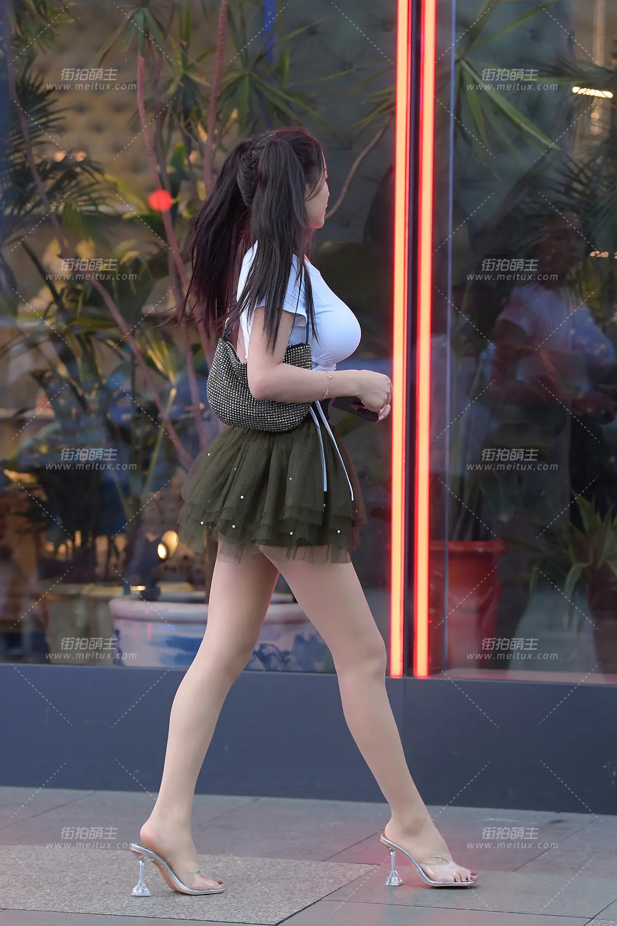 20831-8+138 又见地球最强de极品小姐姐 [138P-3.09GB]