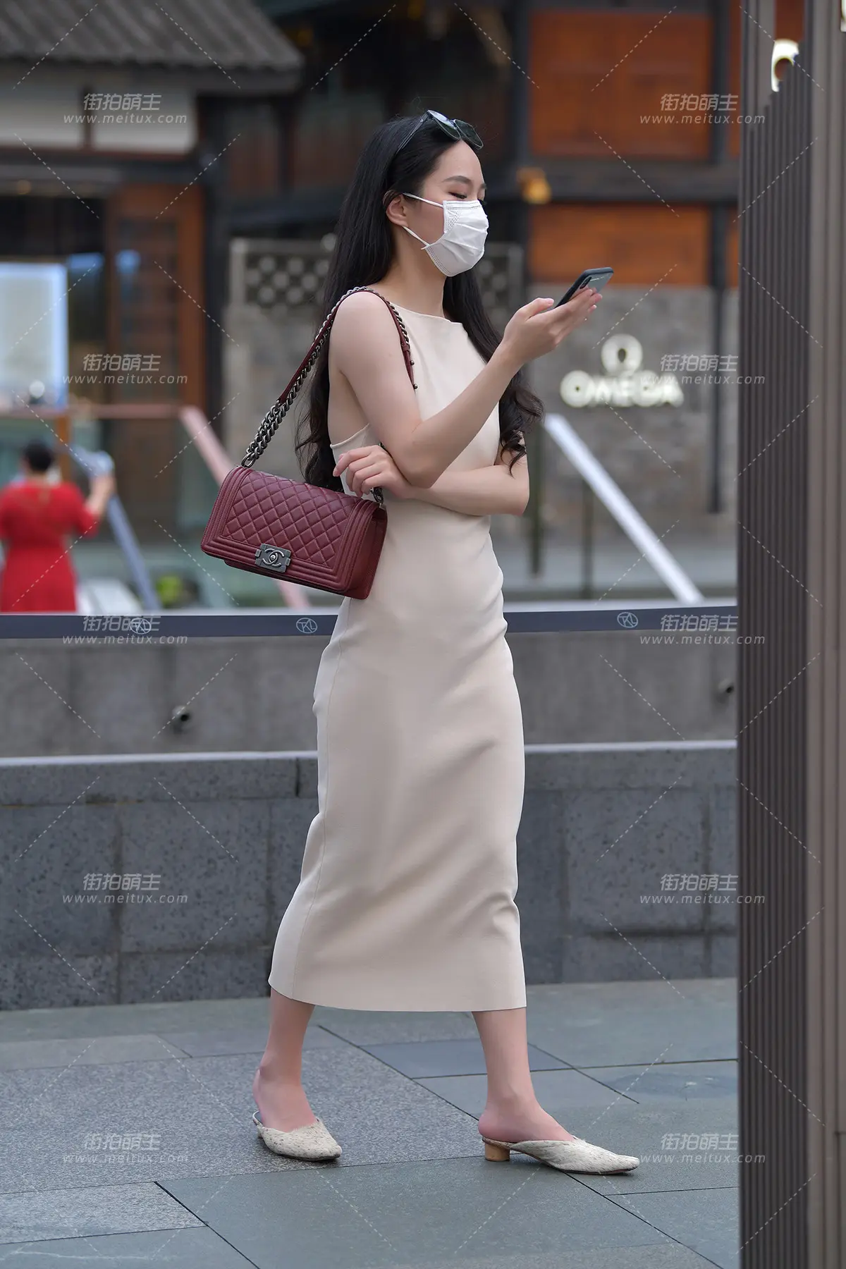 A2073-11+26 万万没想到，她还穿了薄肉丝 [26P-612MB]