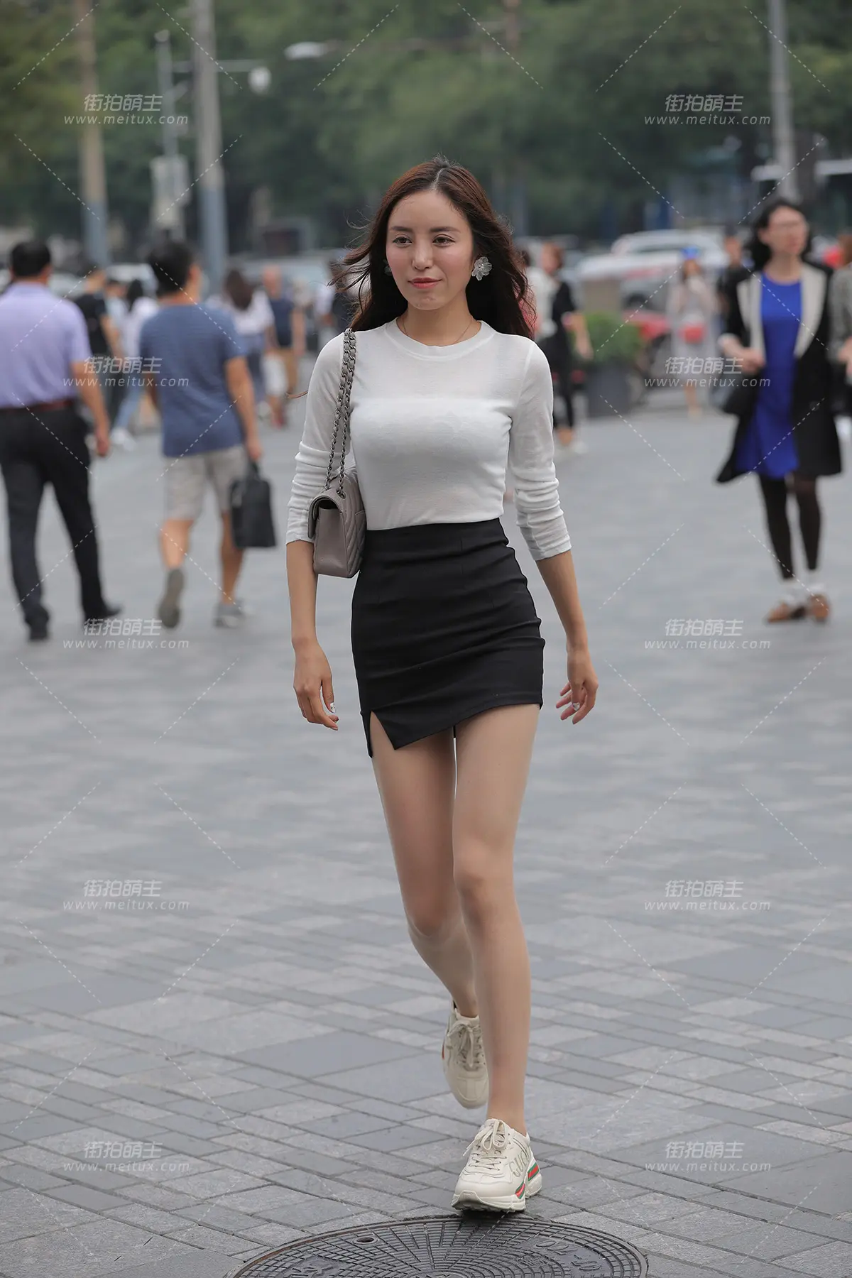 9313-5+52 短裙丝袜 [52P-295MB]