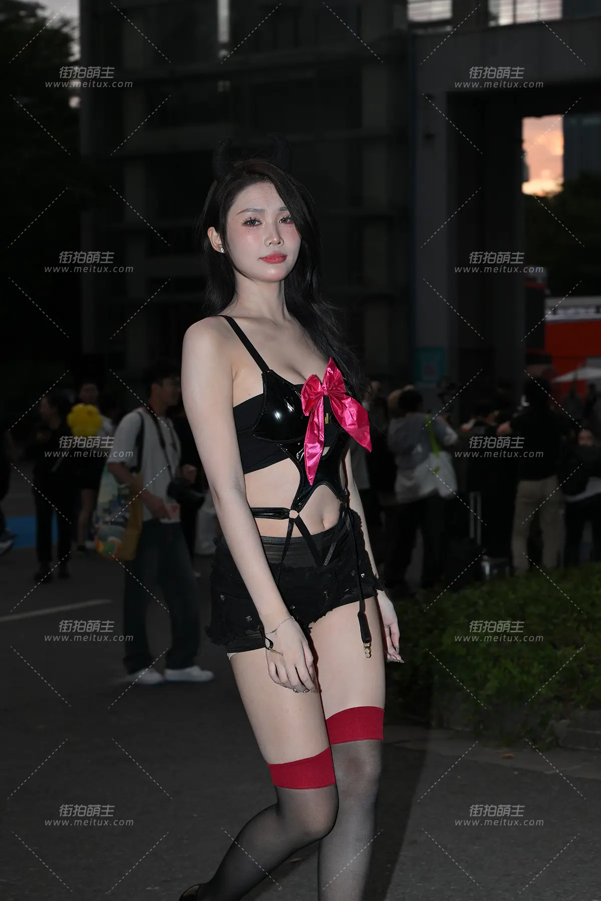 241118-2=72 魅力性感 李思佳 [72P-1.45GB]