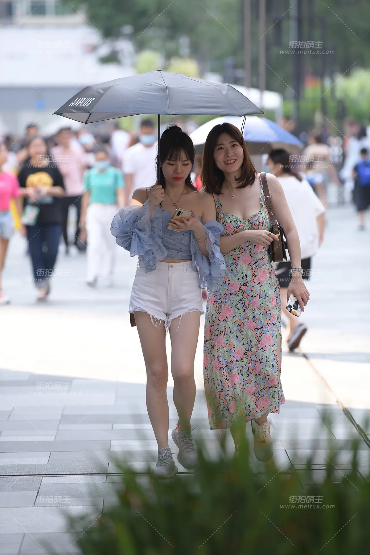 20810-6+29 喜欢哪个 [29P-665MB]