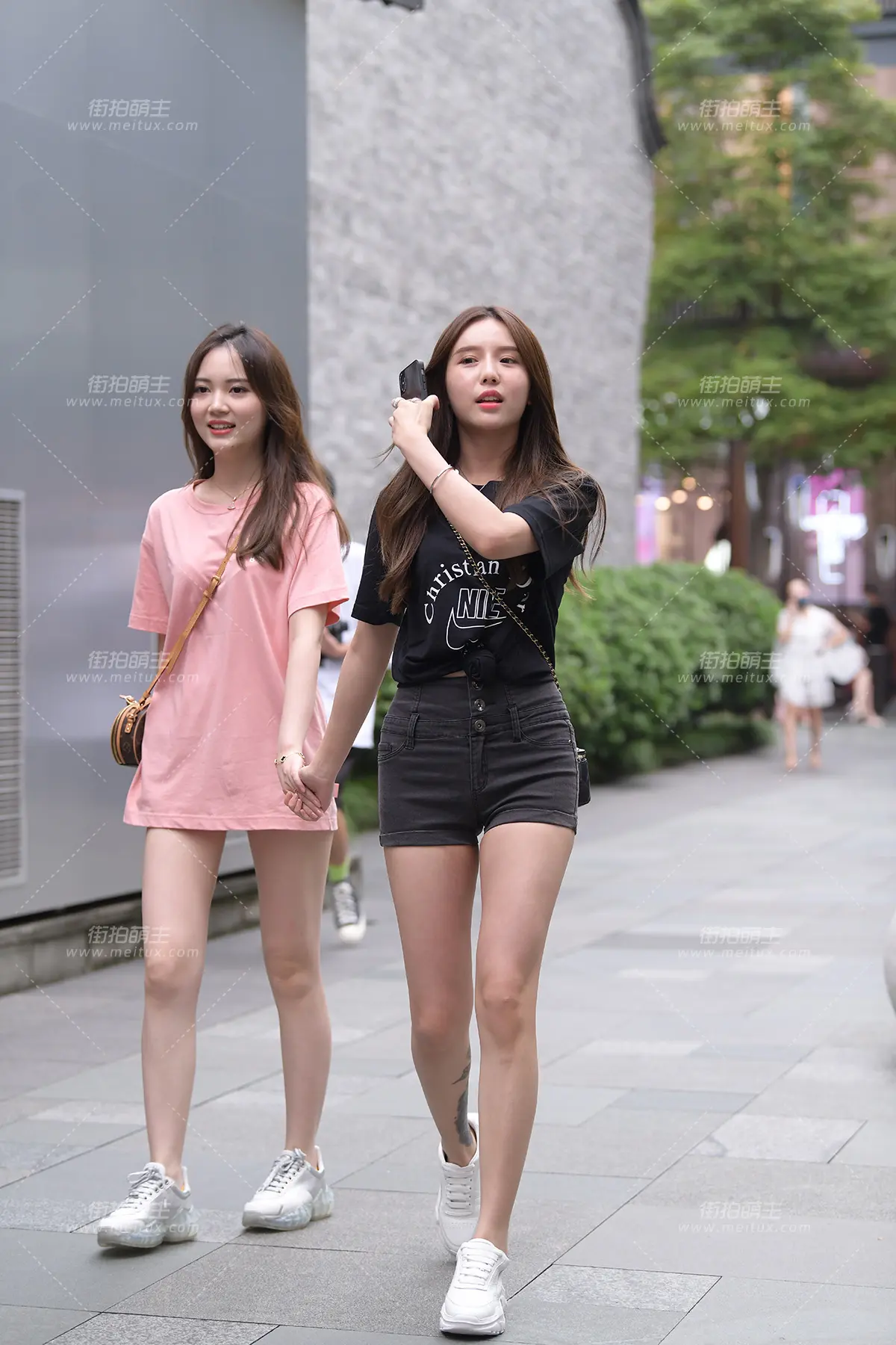 20813-6+75 清秀闺蜜 [75P-1.66GB]