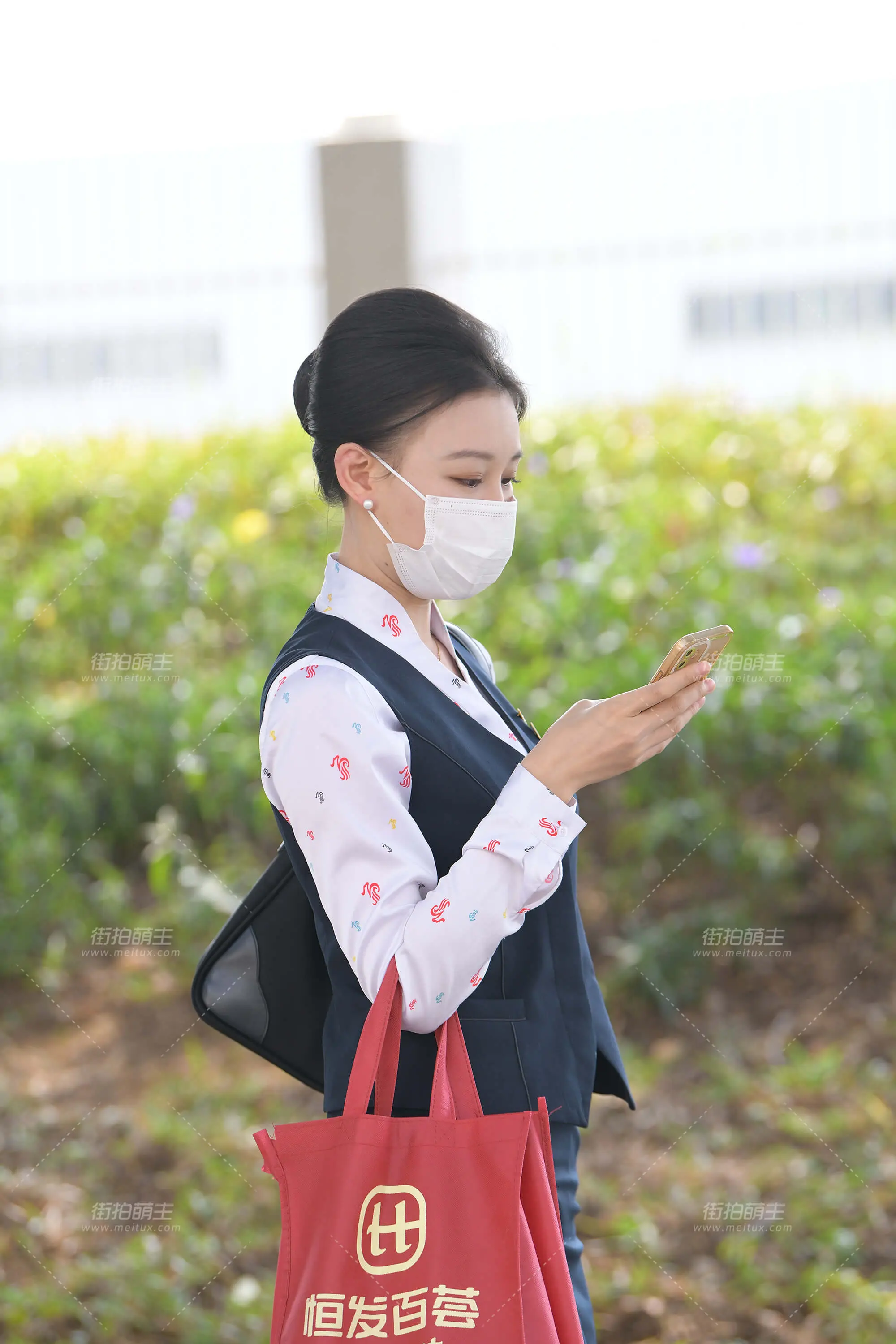 23空姐-1=65 街拍空姐小仙女 [65P-1.40GB]