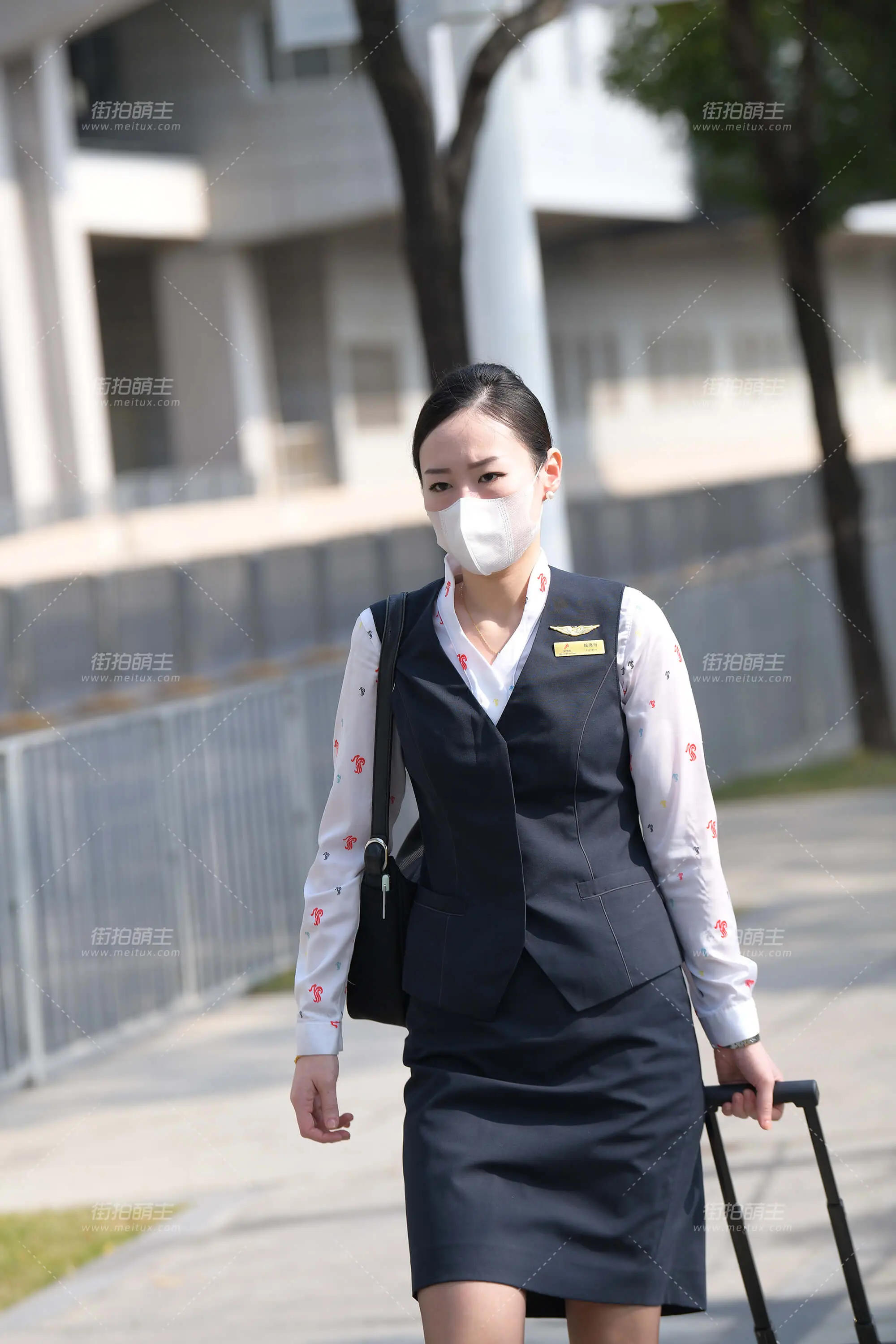 23空姐-3=55 街拍空姐小姐姐 [55P-1.18GB]