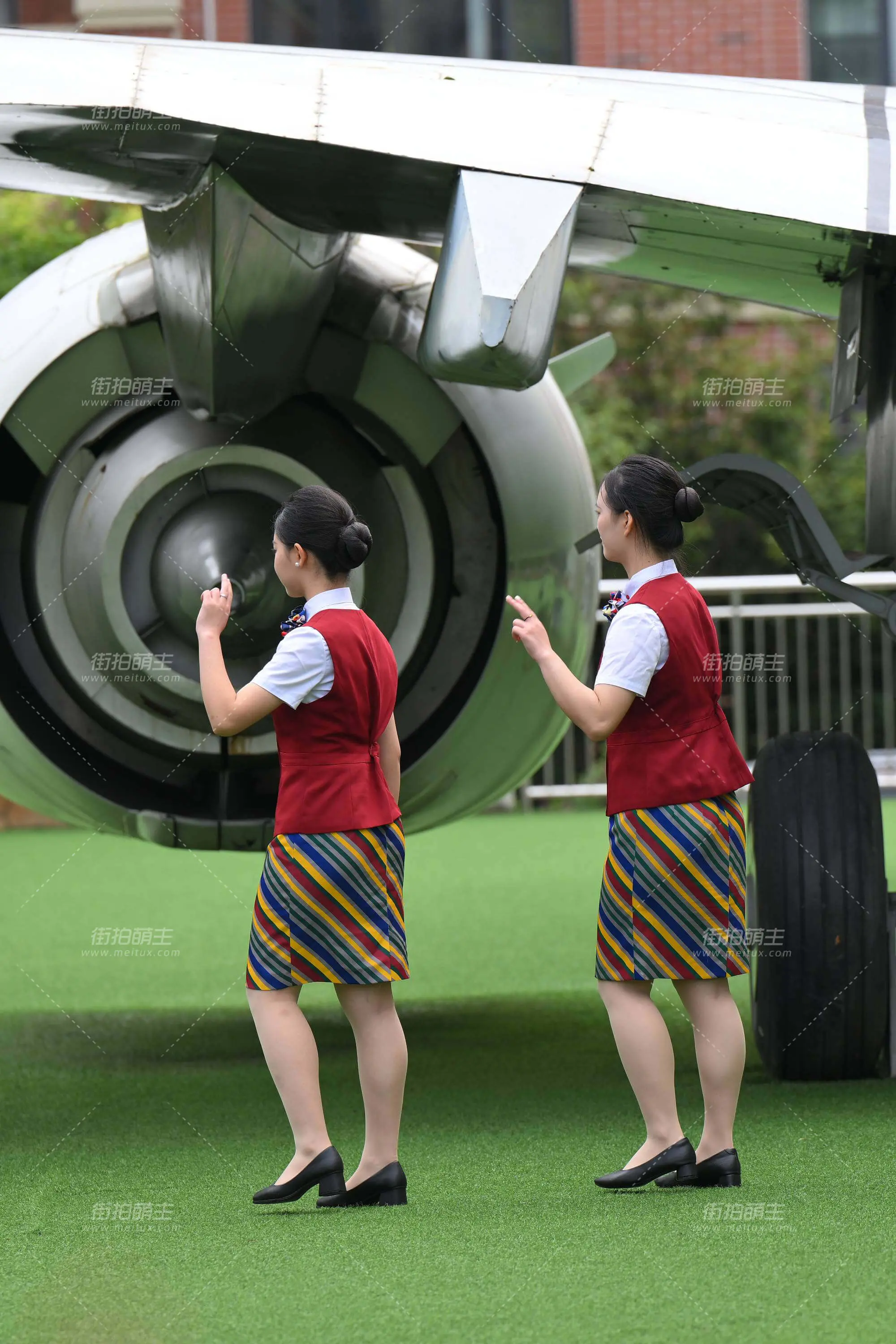 SH25-48-75 天府航空-她们在拍照 [75P-1.19GB]