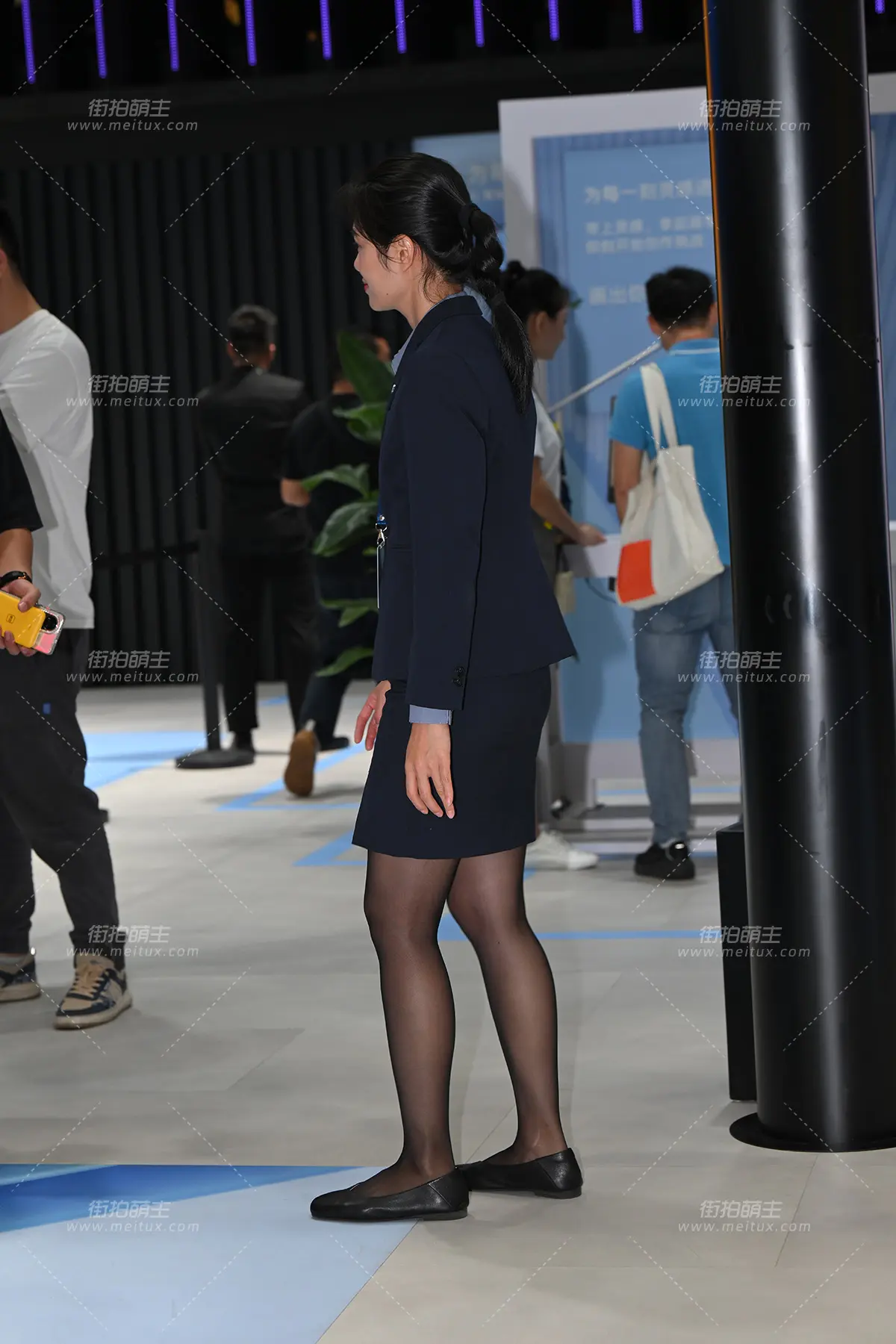 241116-28=59 在上班呢 [59P-0.97GB]