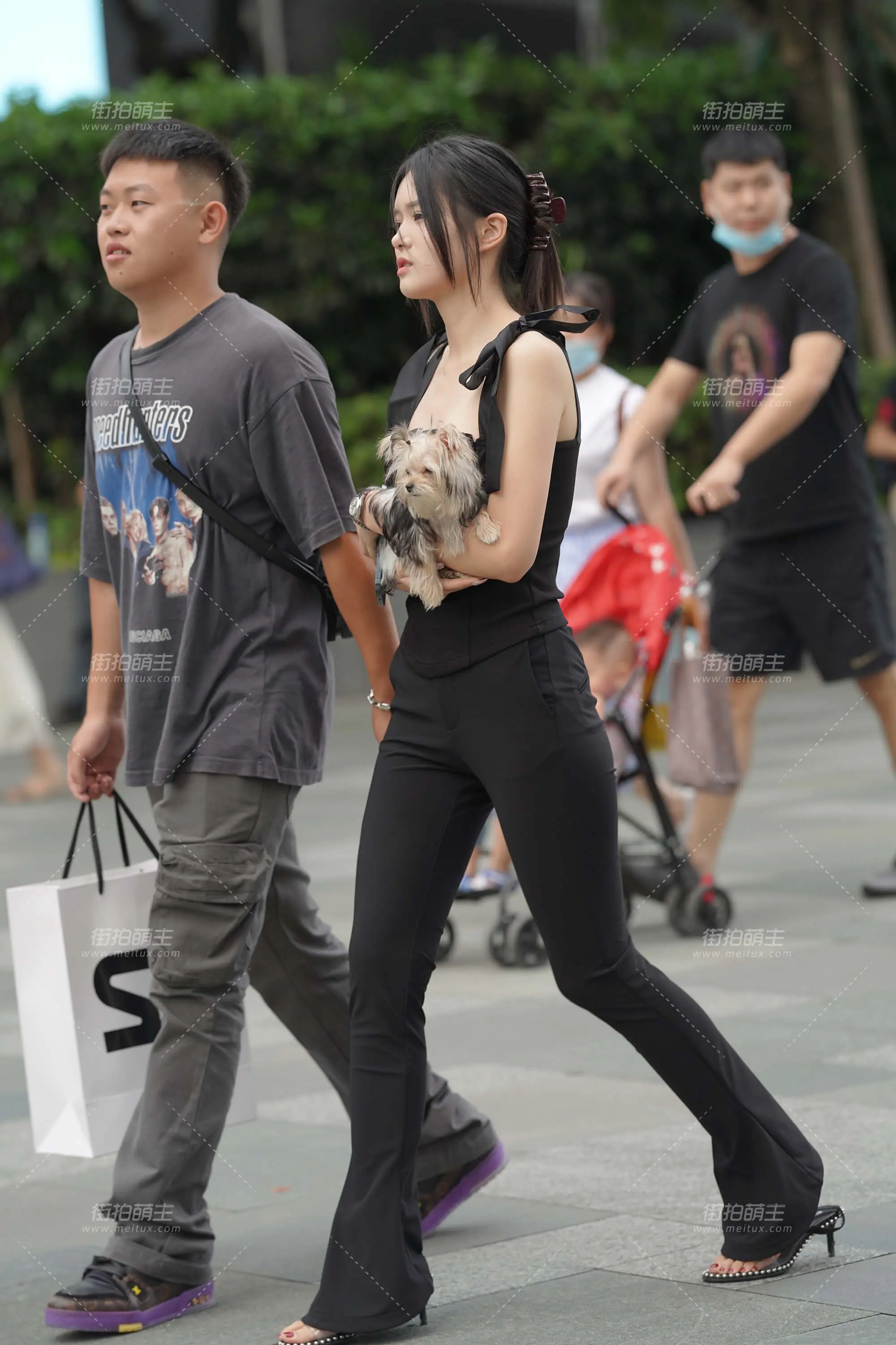 210907-6 小姐姐的身材真不错 [75P1V-989MB]