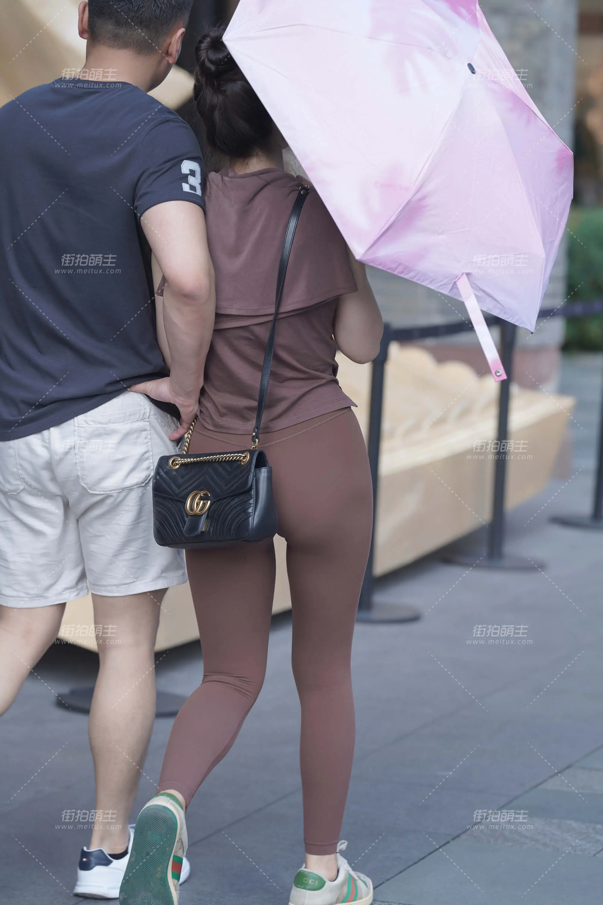 230519-9 咖色瑜伽裤 [106P2V-1.37GB]