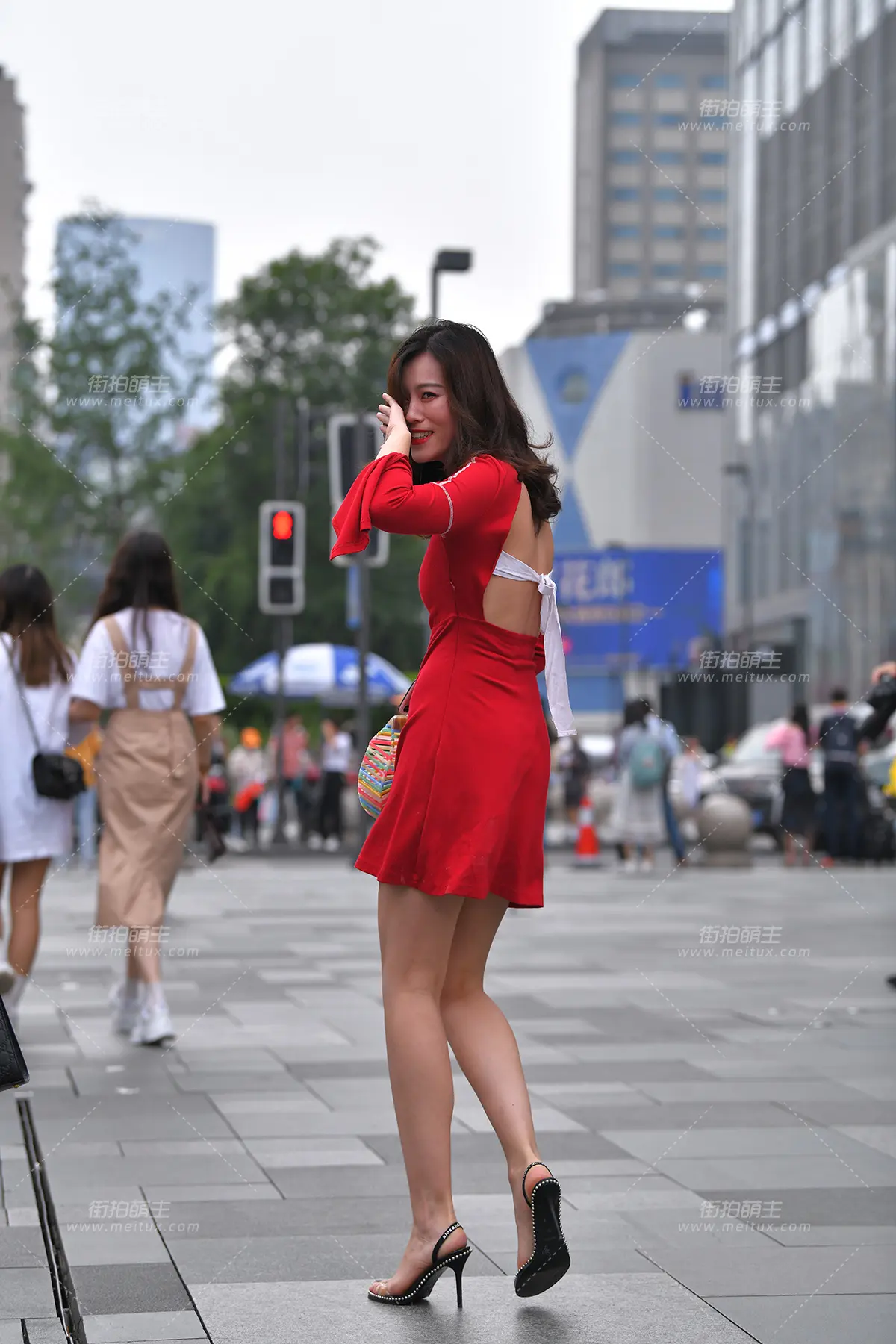 9514-2+48 美腿高跟的少妇 [48P-559MB]
