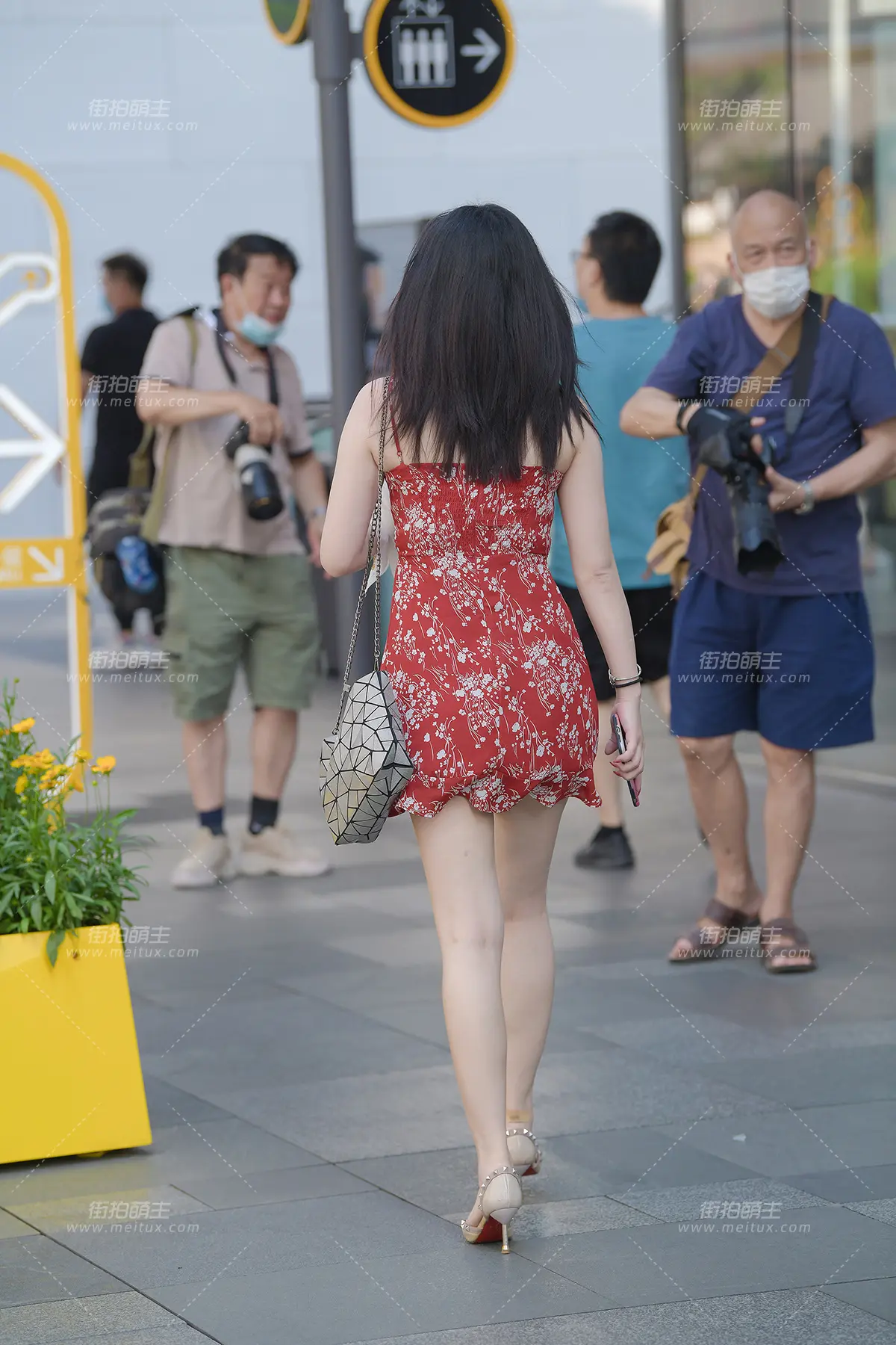 2064-6+82 幸福的朲萋 [82P-1.17GB]