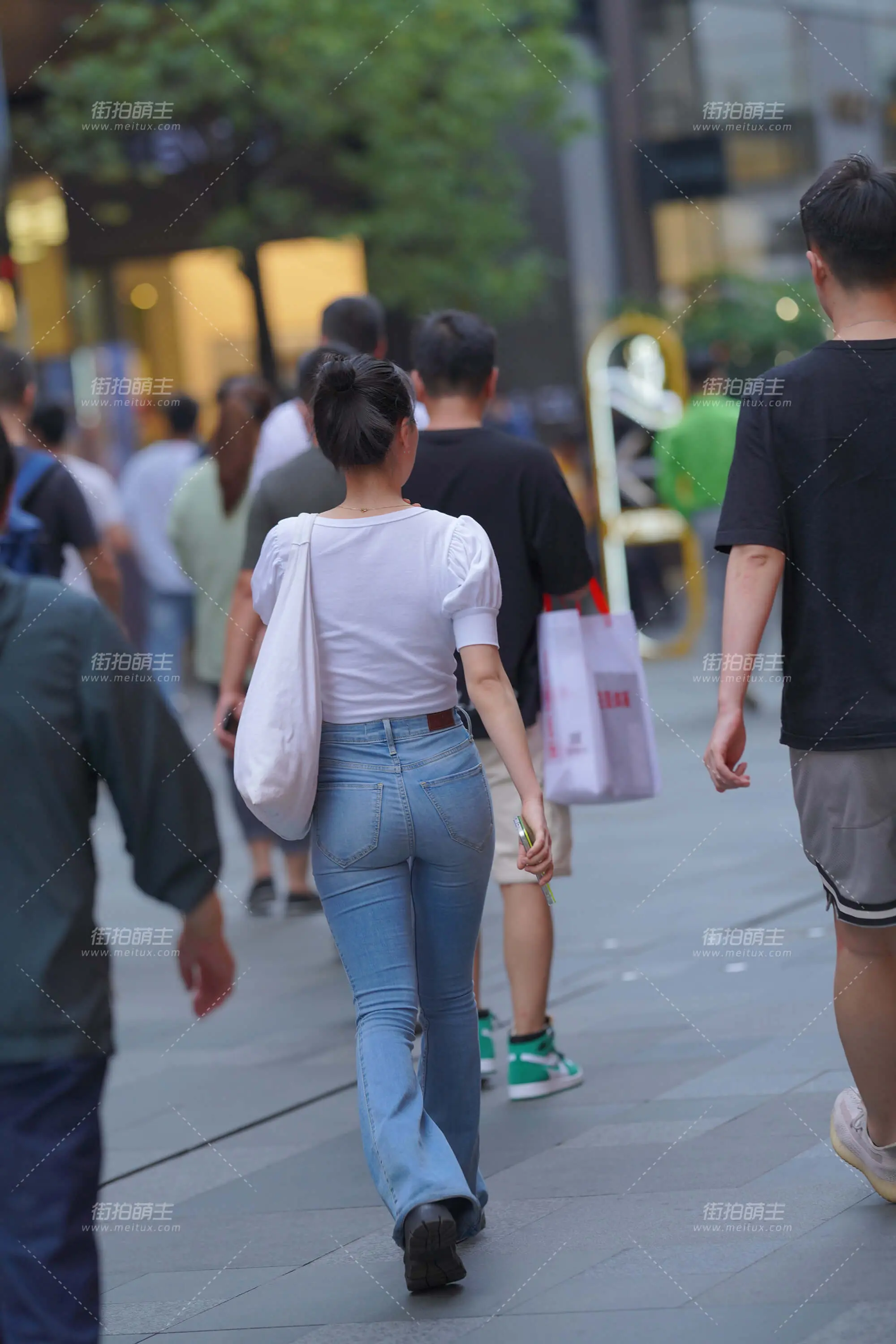 210511-24 紧牛 [20P-263MB]
