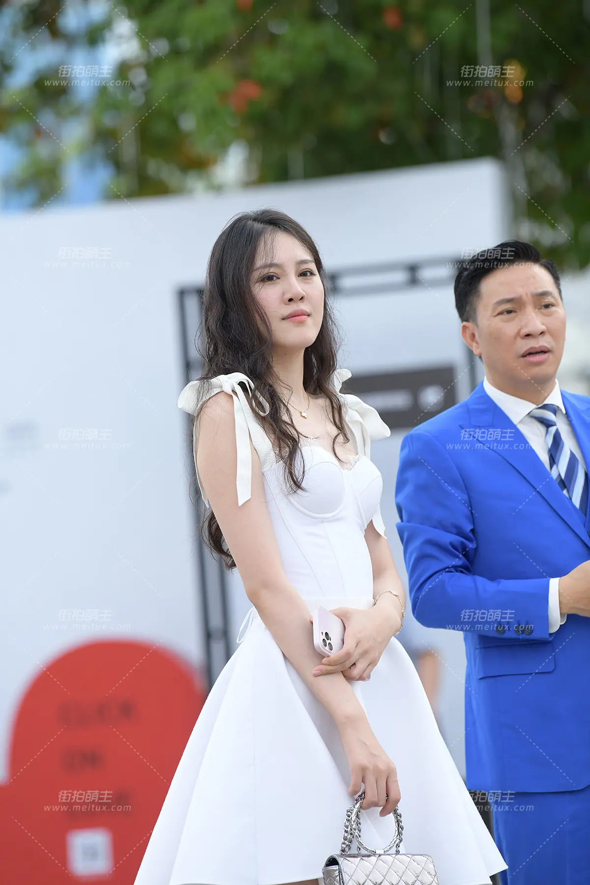 23914-3=70 应该是模特出生的她 [70P-1.69GB]