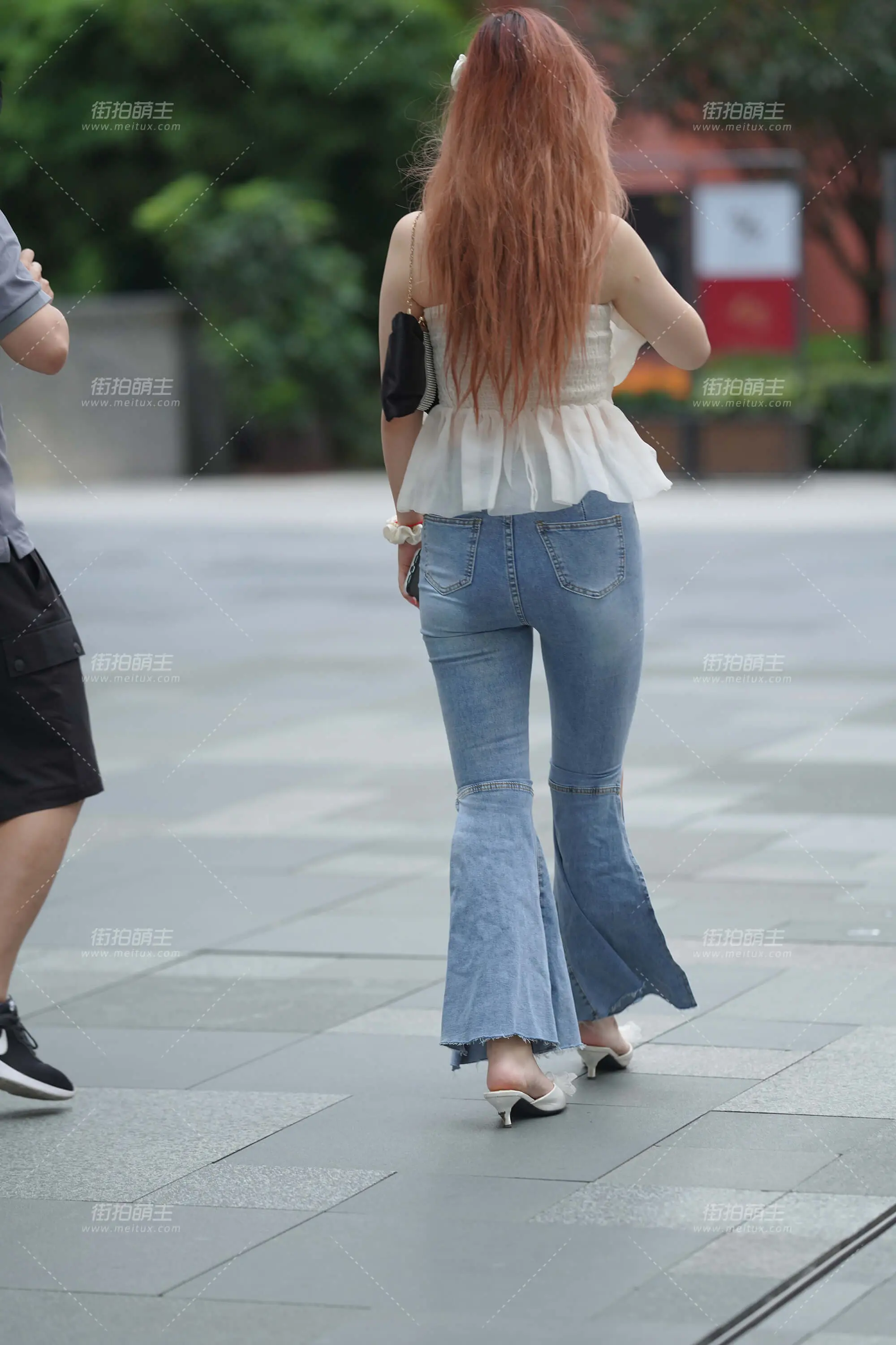 210811-1 紧牛美眉 [59P-849MB]