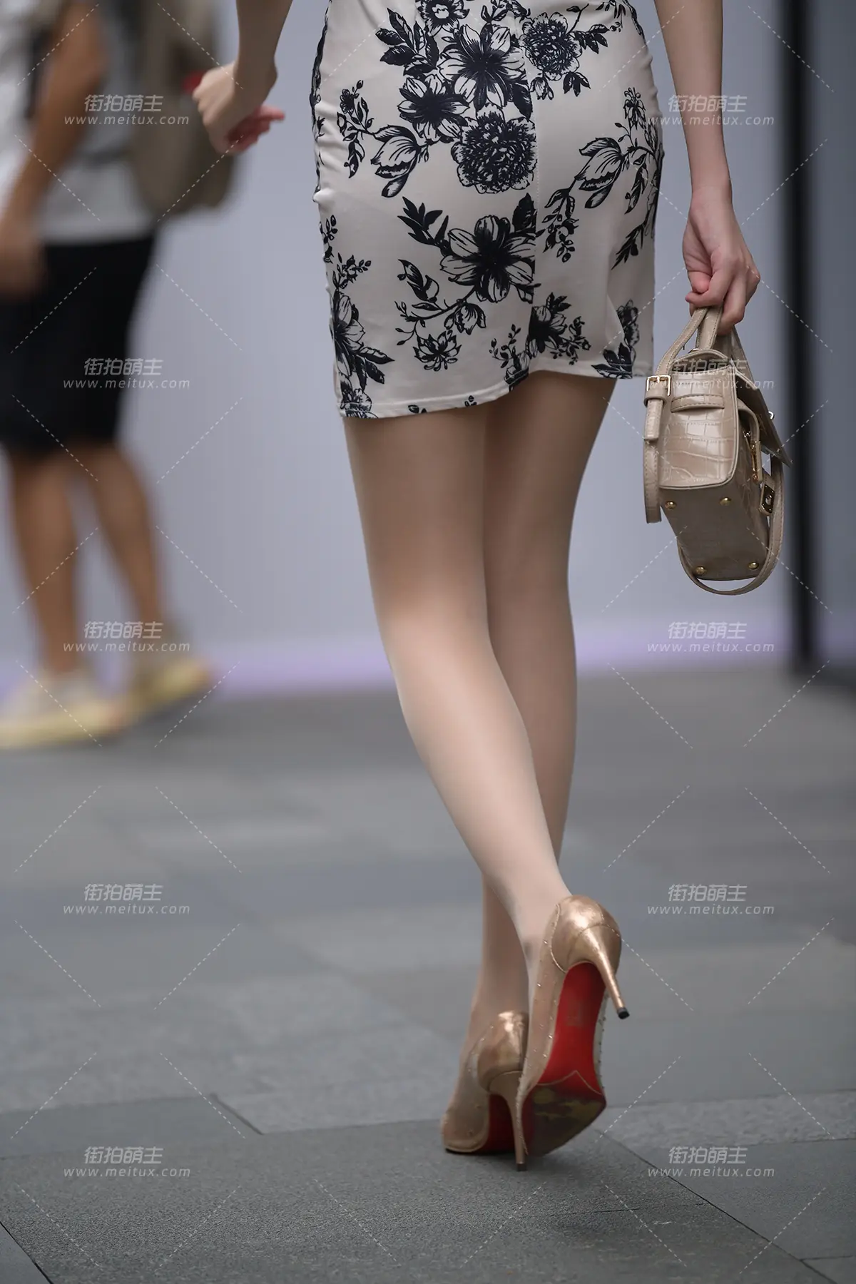 2087-1+142 你想做她的女婿吗 [141P5V-3.46GB]