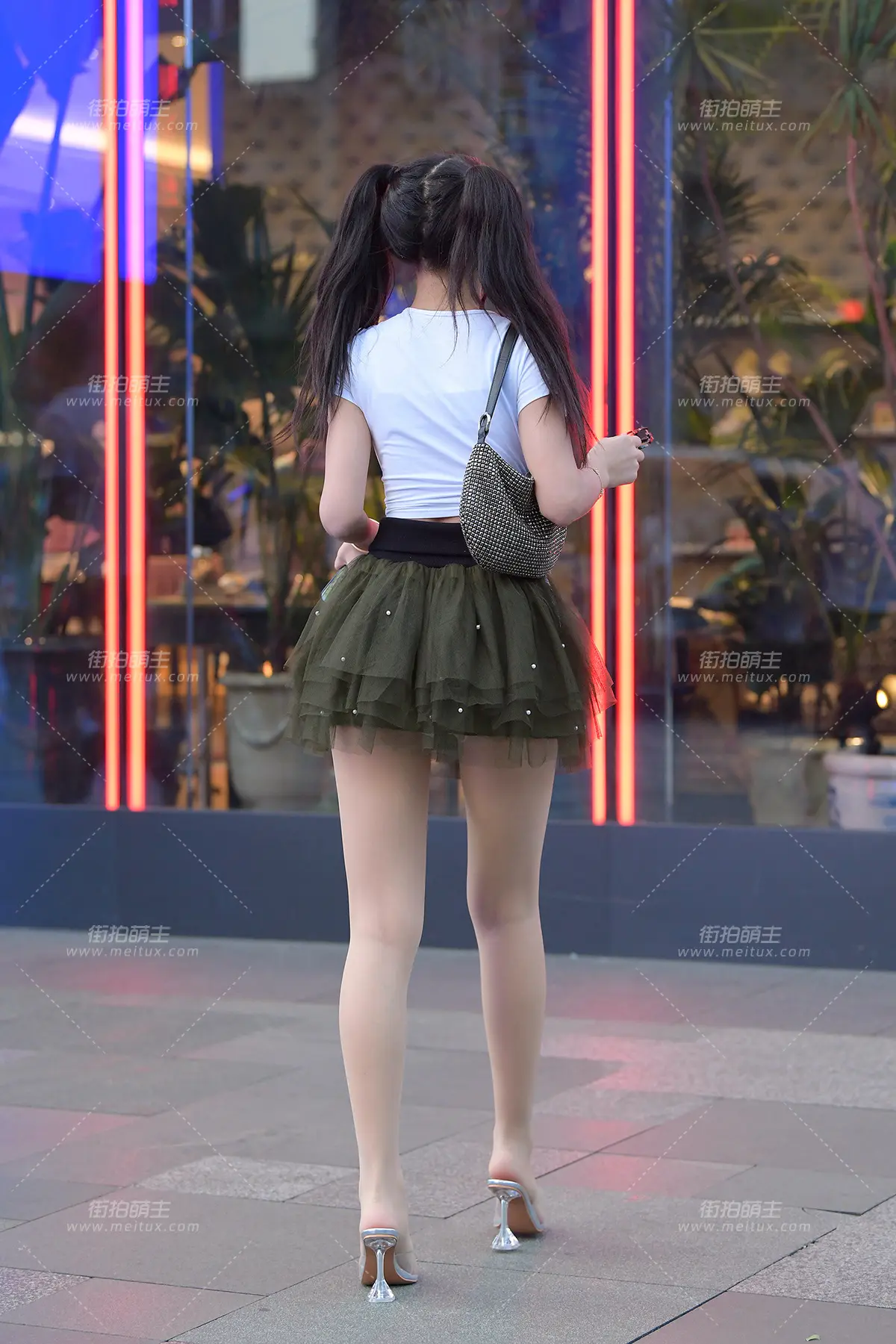 20831-8+138 又见地球最强de极品小姐姐 [138P-3.09GB]