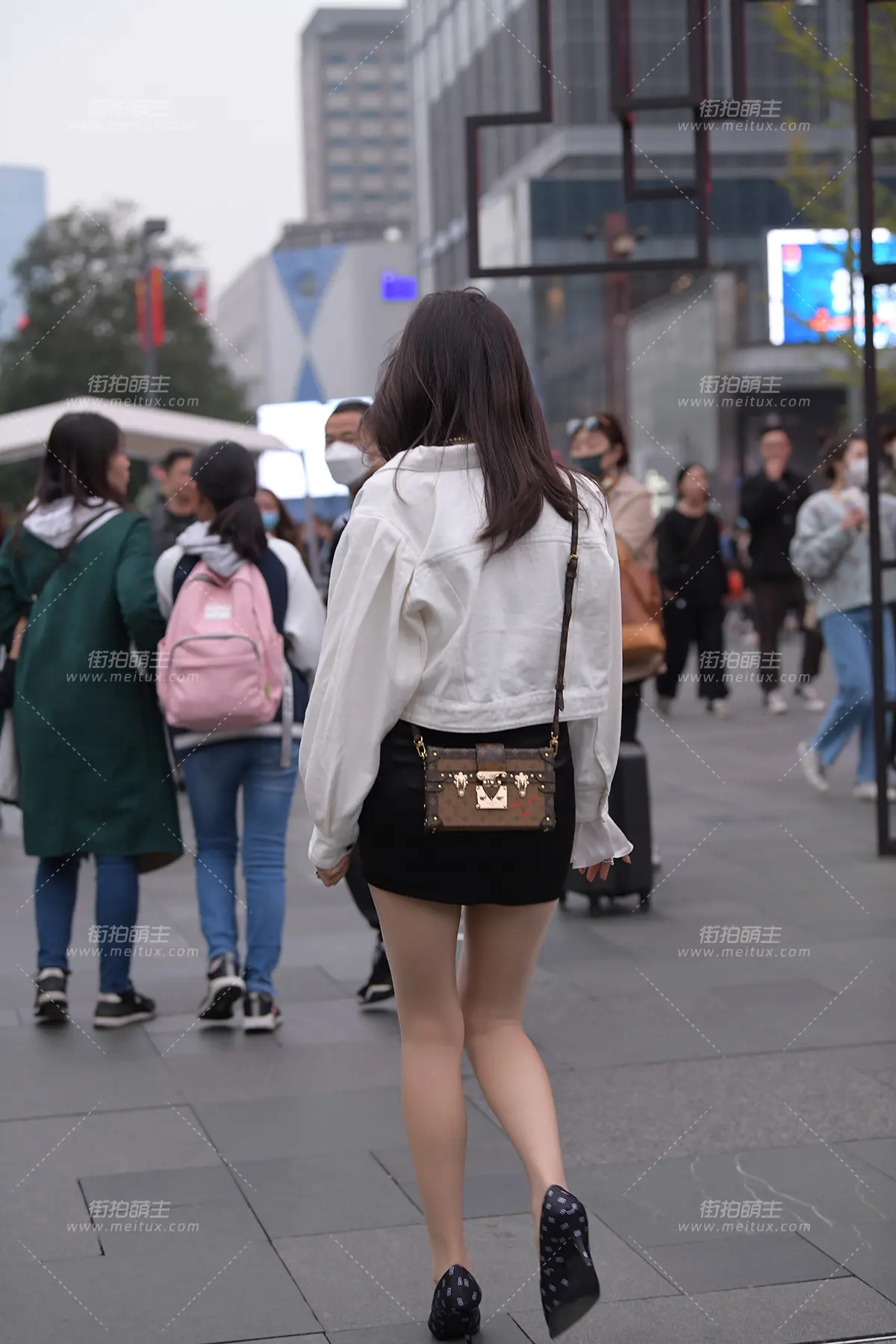 201010-7+35 美美哒丝袜美腿伊瑟拉 [35P-771MB]