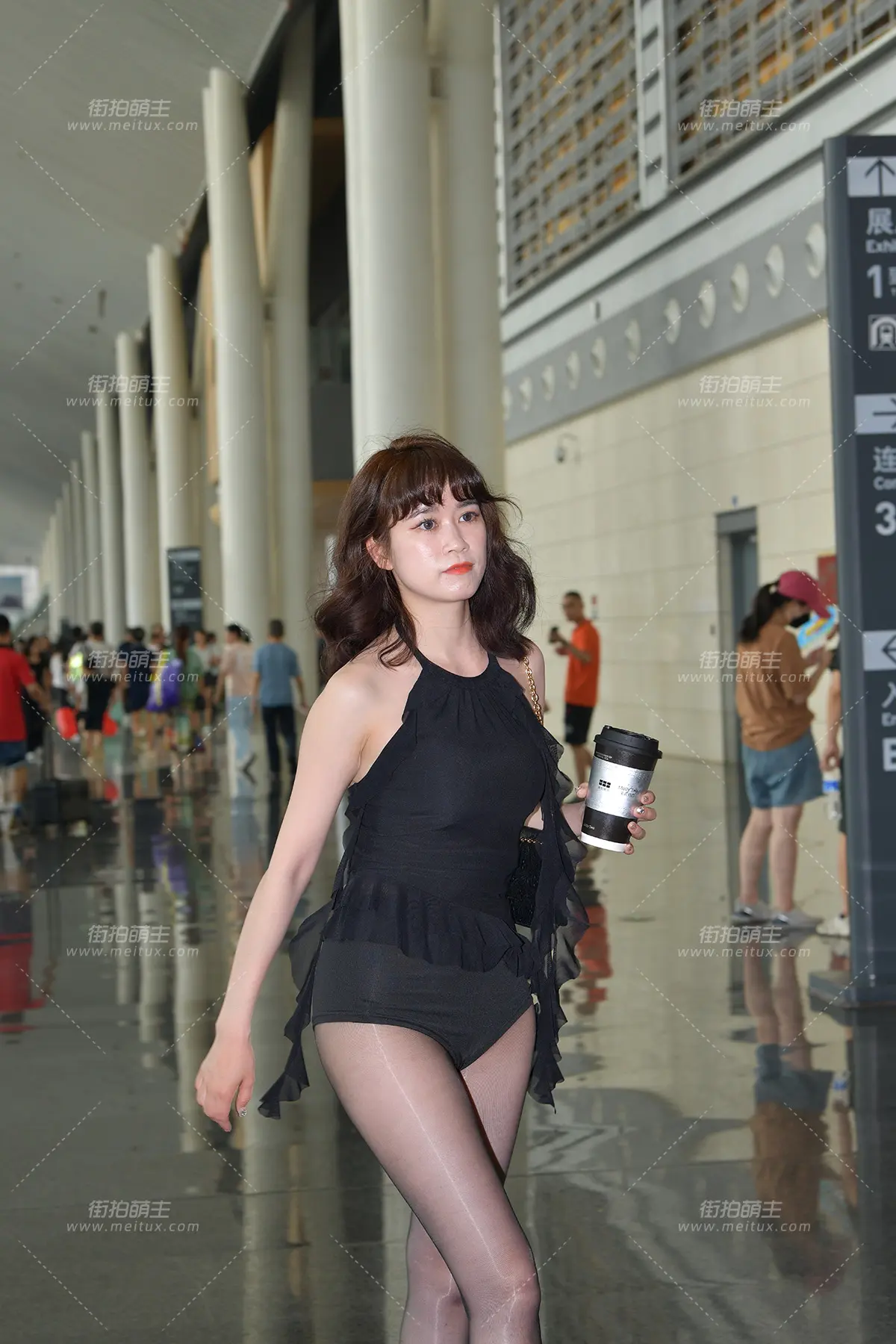 2494-12=120 魅力四射，性感黑丝小姐姐 [121P-2.84GB]