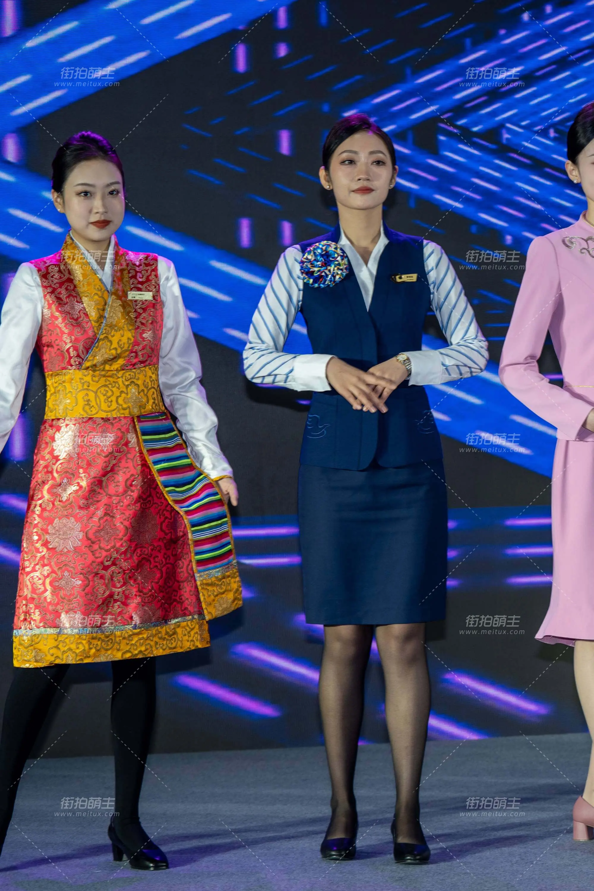 航空大会空姐大合集第二季-川航后台感觉有点叫号的意思 [54P-738MB]