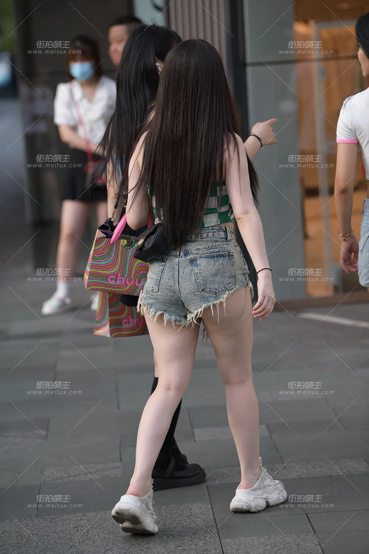 2276-21+125 喜欢微胖肉感的进来 [125P-2.91GB]
