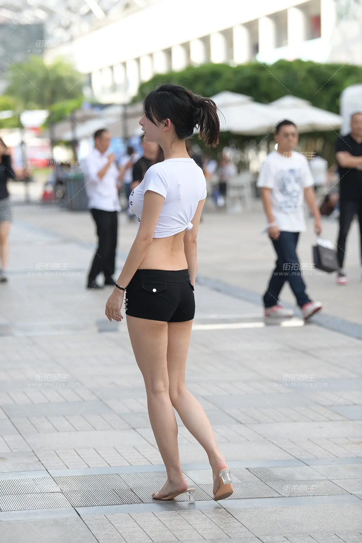 23612-15=128 身材真好的热裤美女 [128P-2.79GB]
