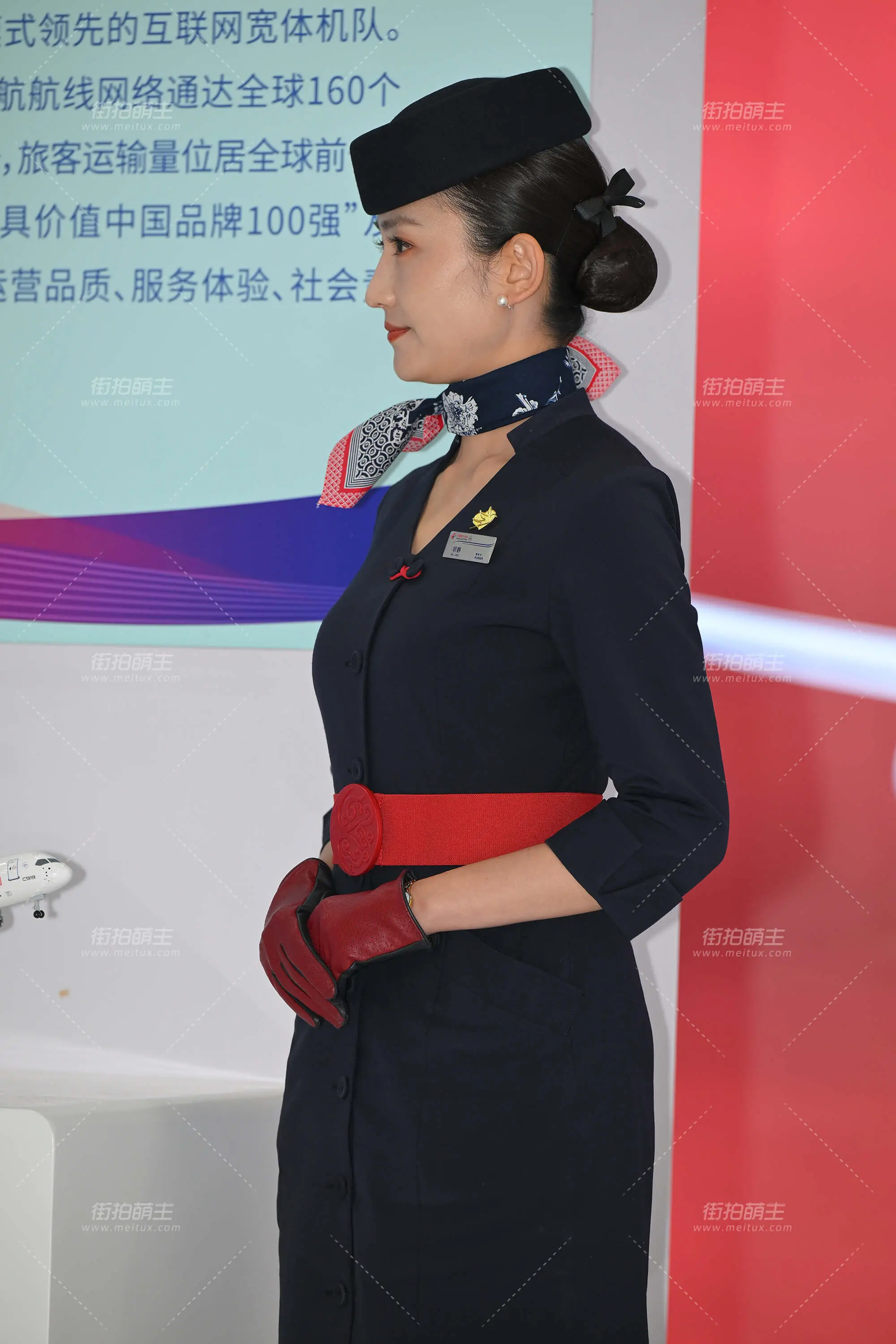 SH25-167-55 东方航空空姐-到底你喜欢哪个呢 [55P-1.10GB]