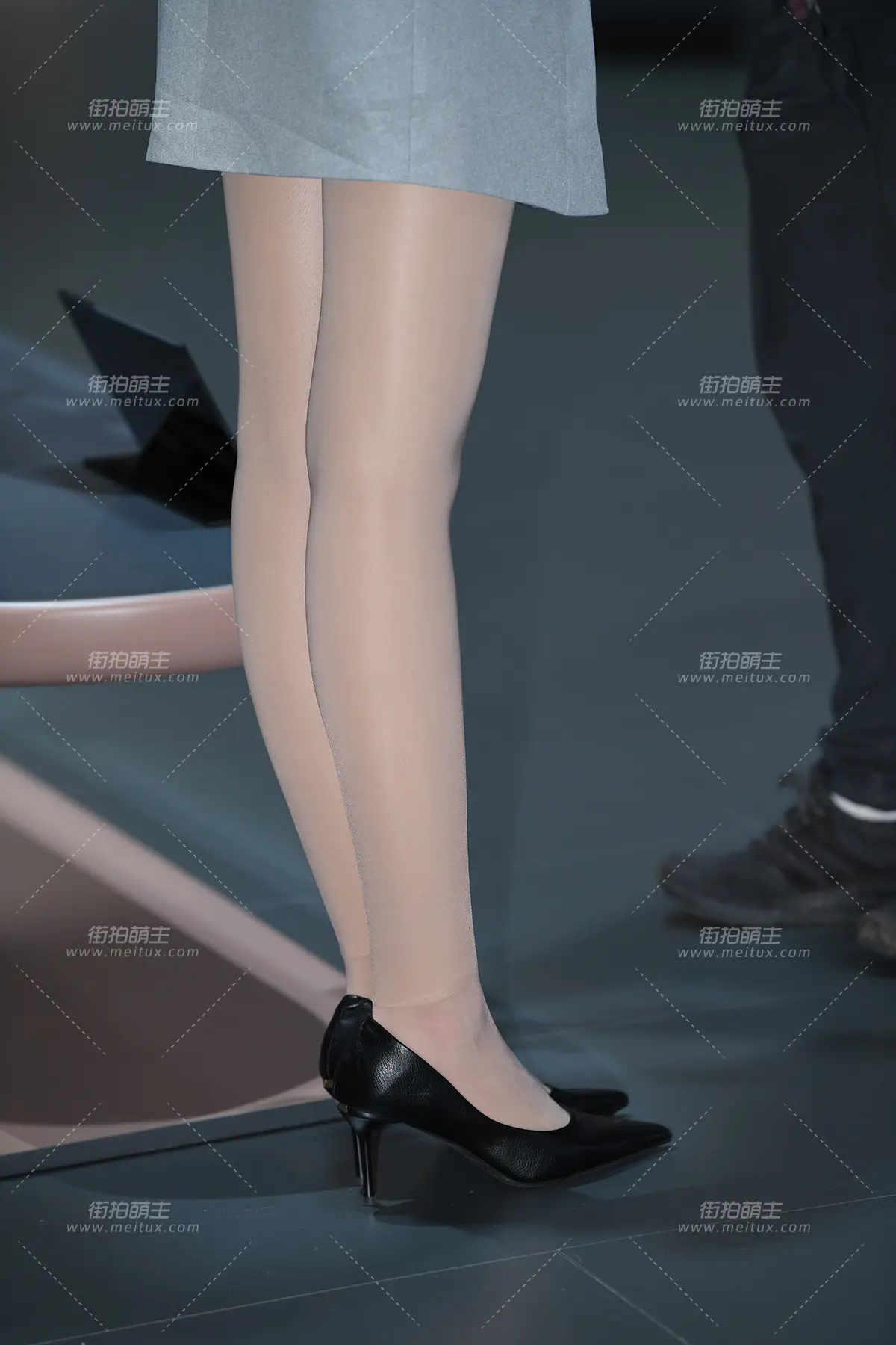 211122-5+51 大长腿礼仪 [51P-1.35GB]