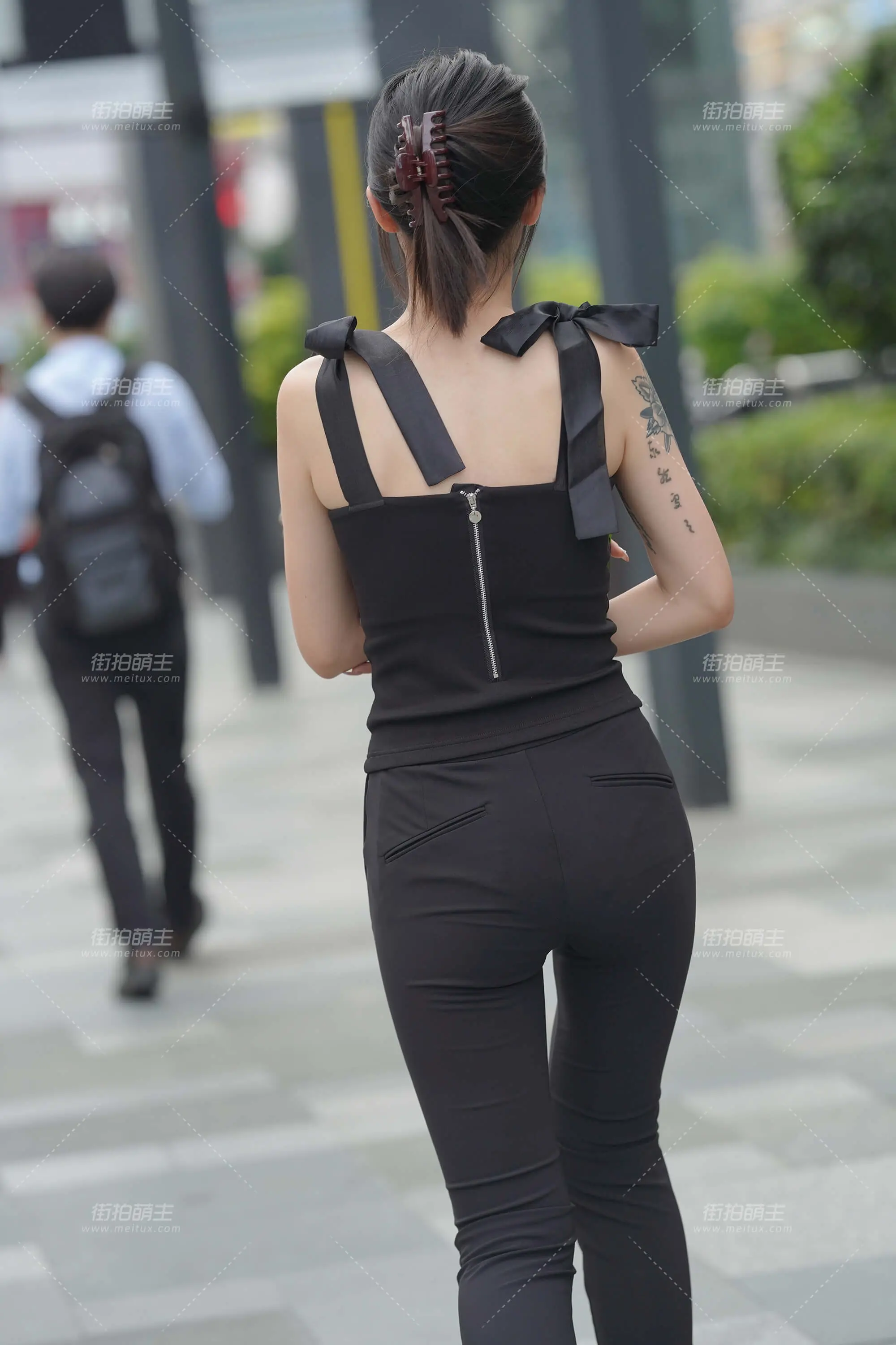 210907-6 小姐姐的身材真不错 [75P1V-989MB]