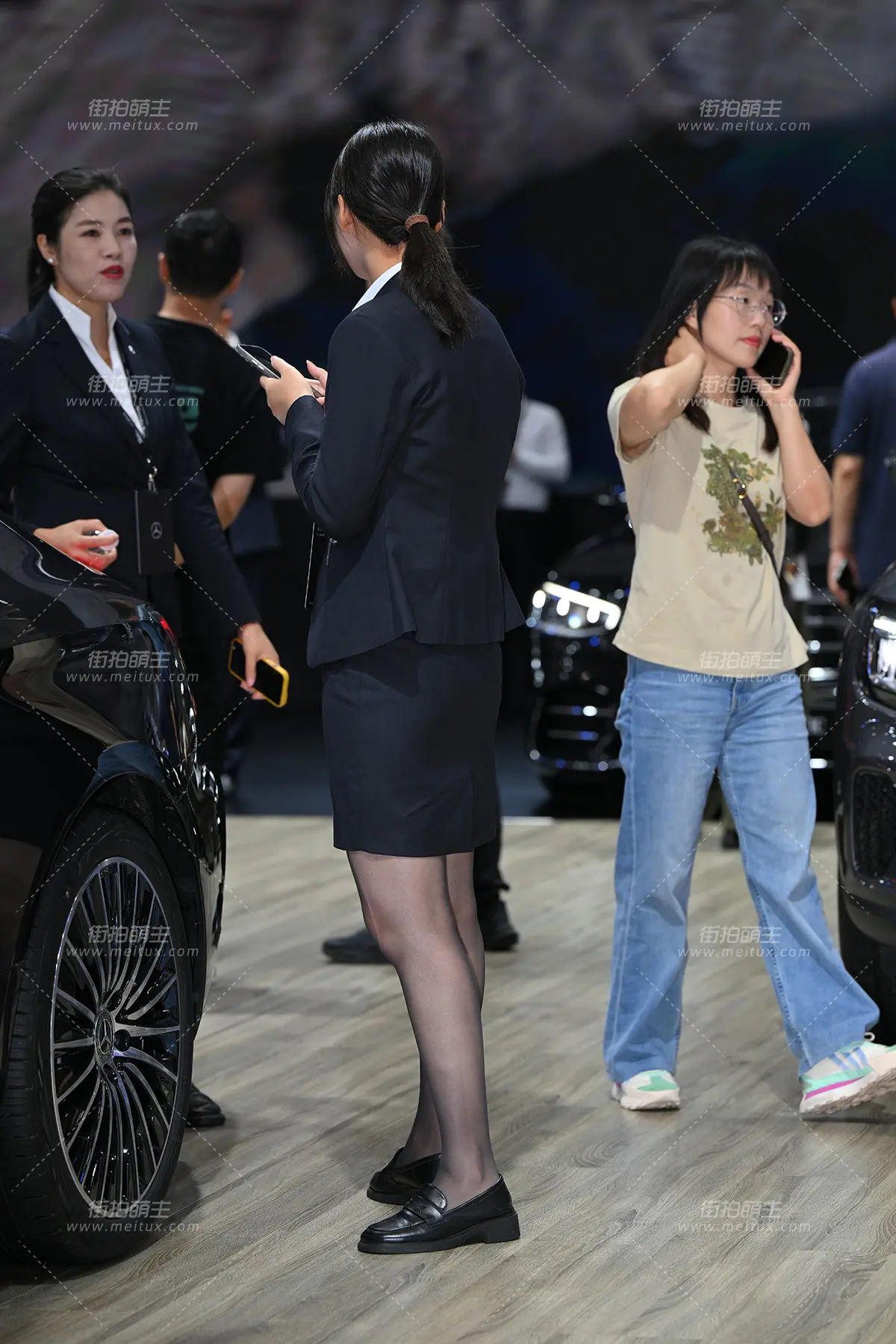 2565-4=73 黑丝黑色职业装 [73P-1.42GB]